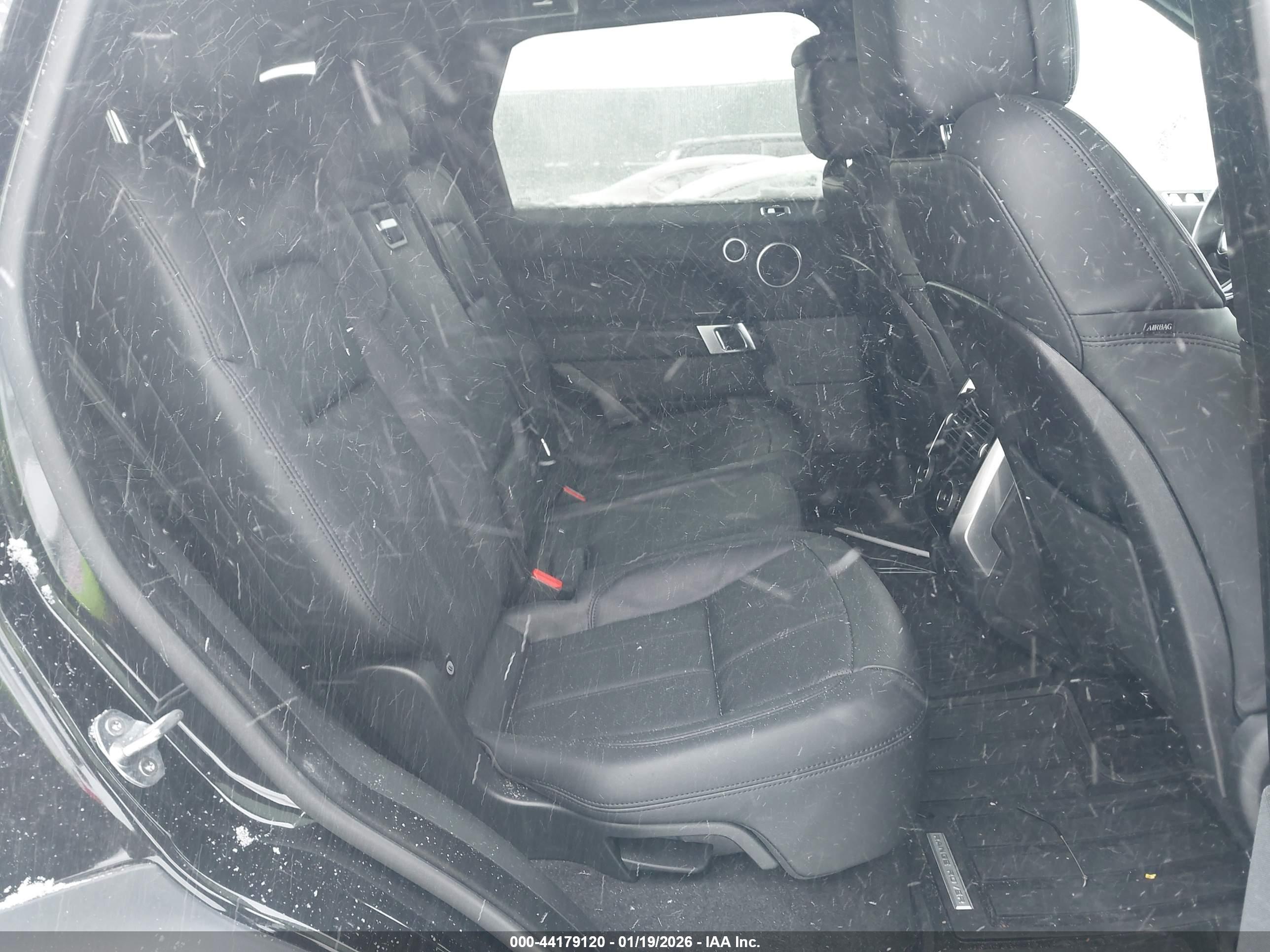 LAND ROVER image 8