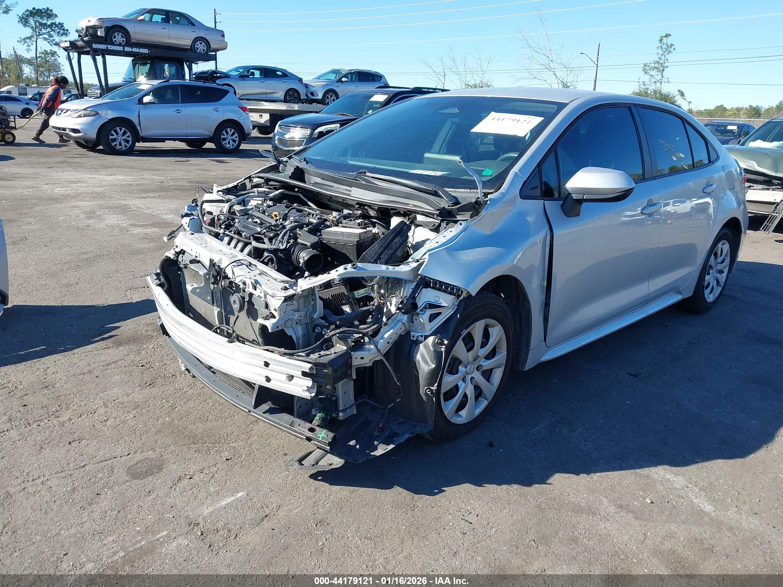 TOYOTA COROLLA image 2