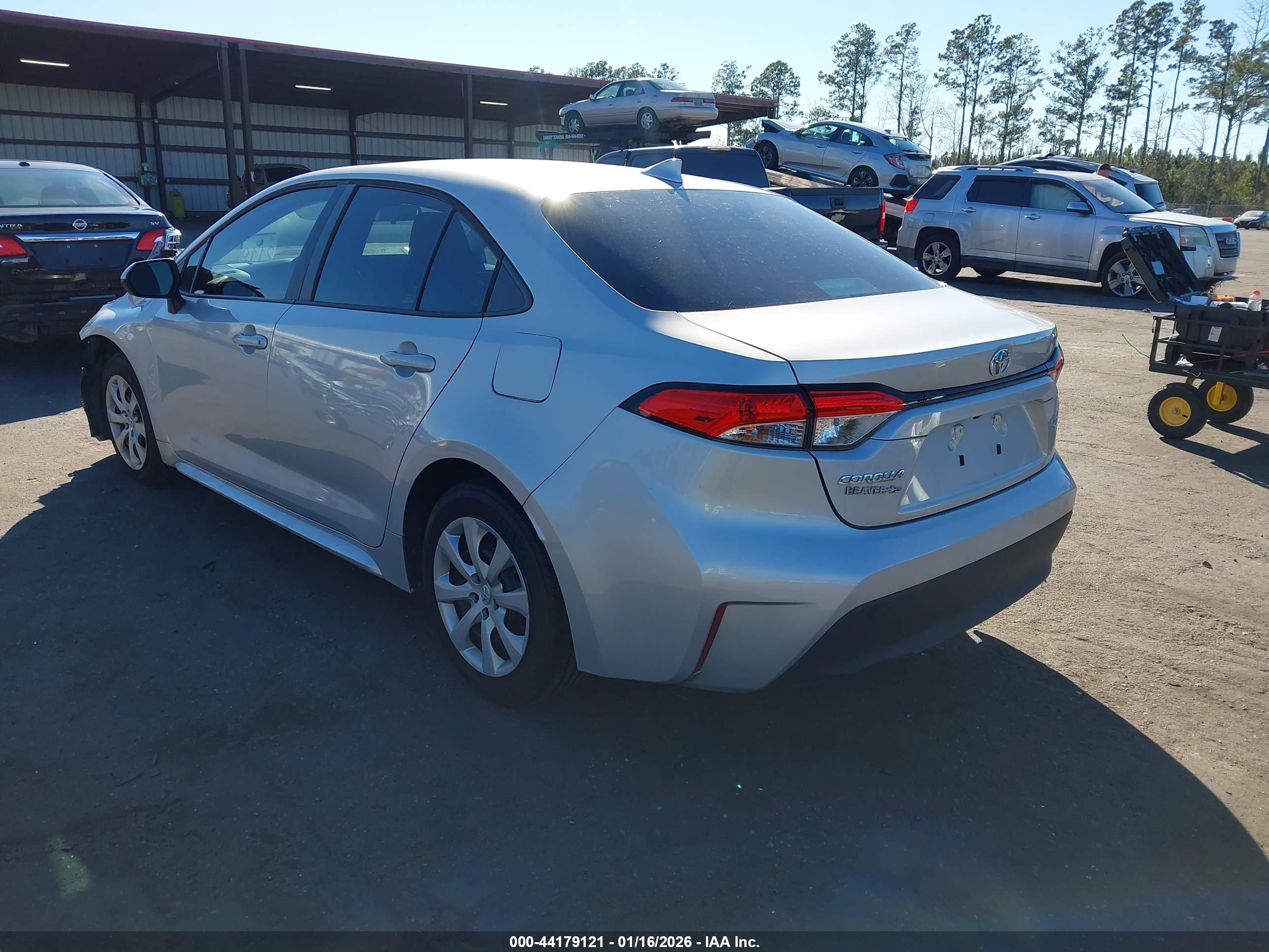 TOYOTA COROLLA image 3
