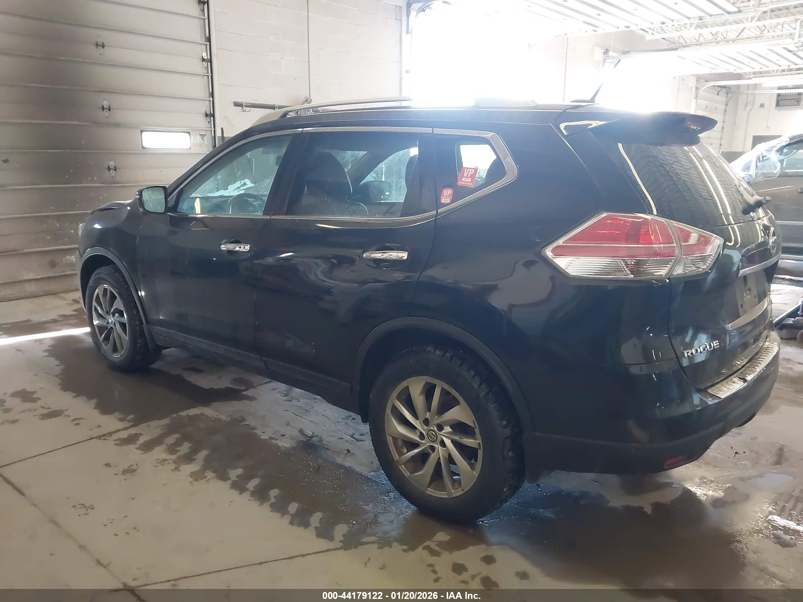NISSAN ROGUE image 3