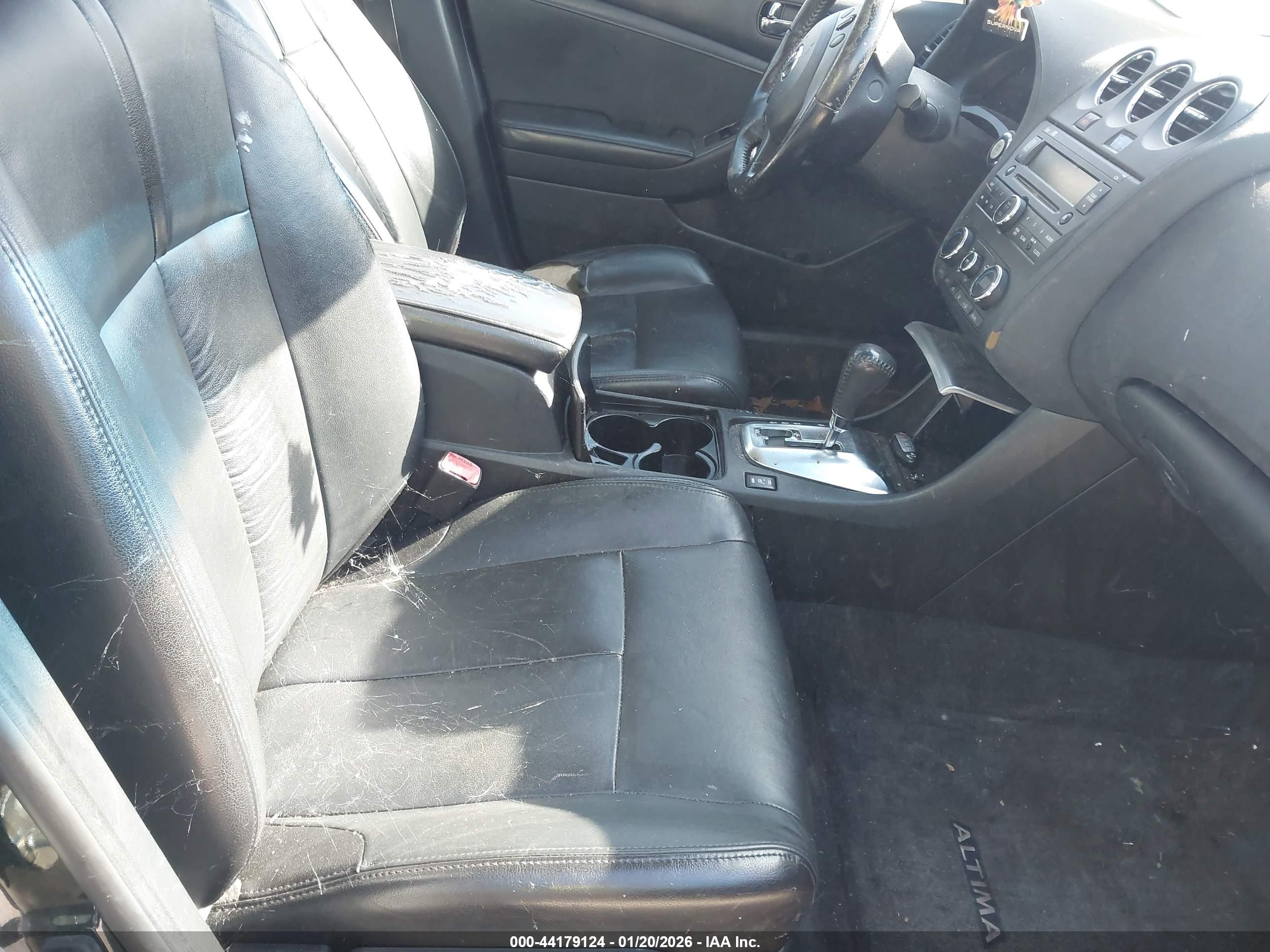 NISSAN ALTIMA image 5