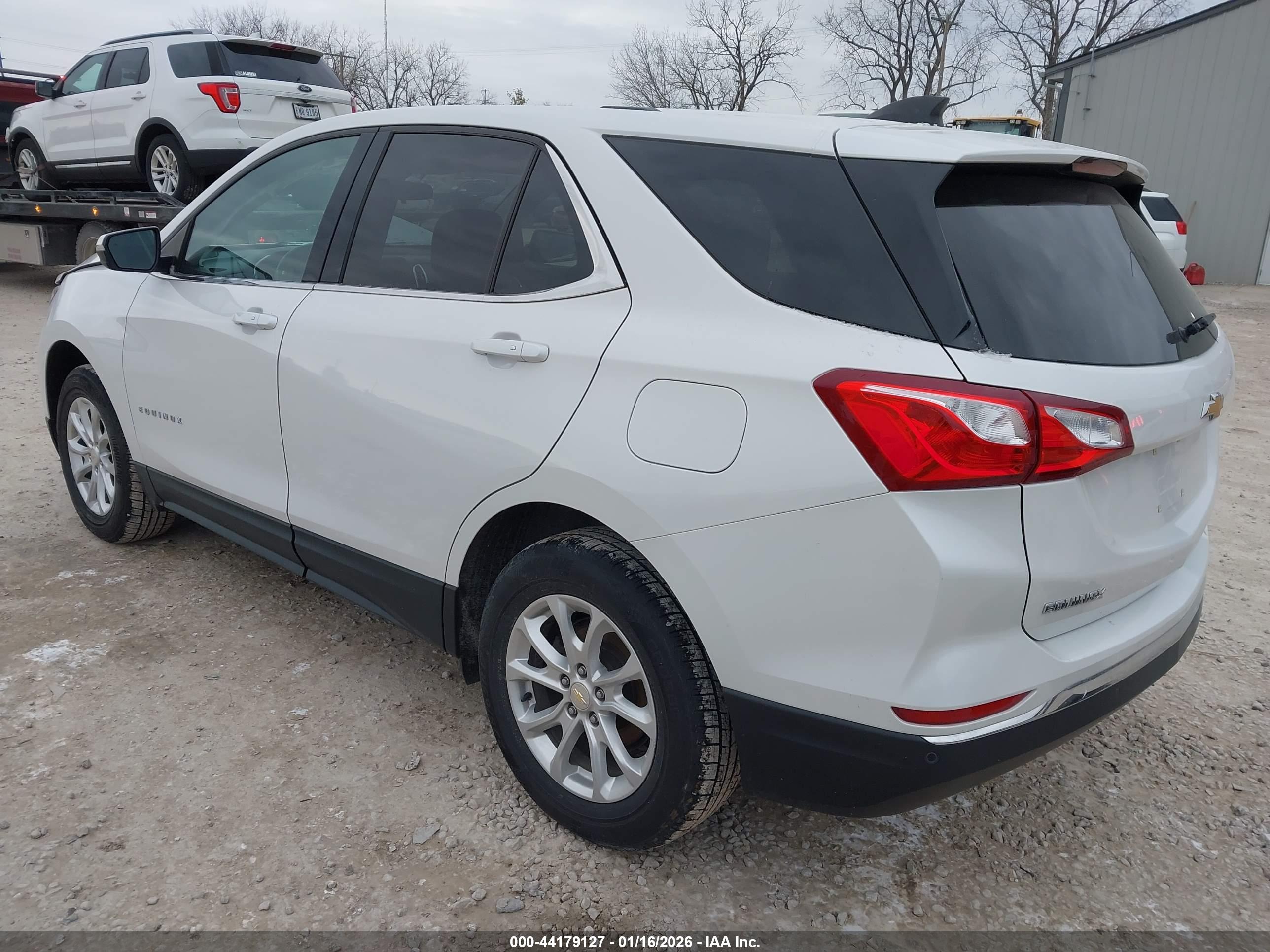 CHEVROLET EQUINOX image 3