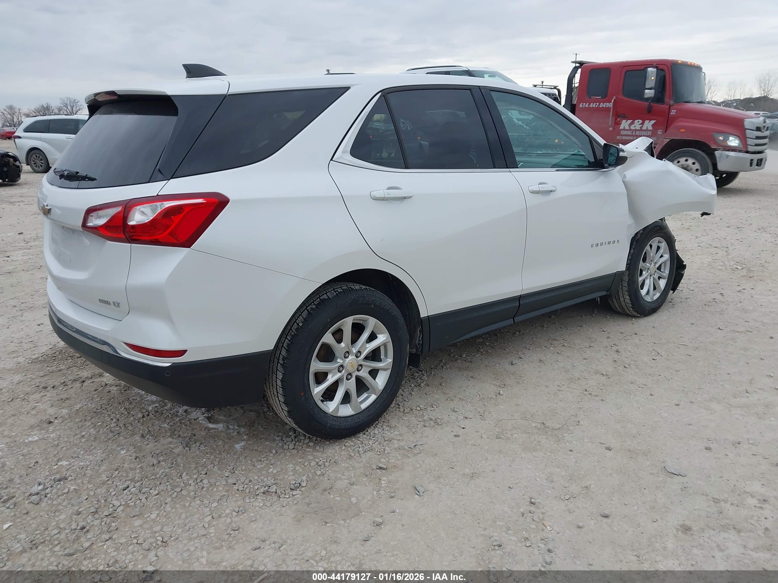 CHEVROLET EQUINOX image 4