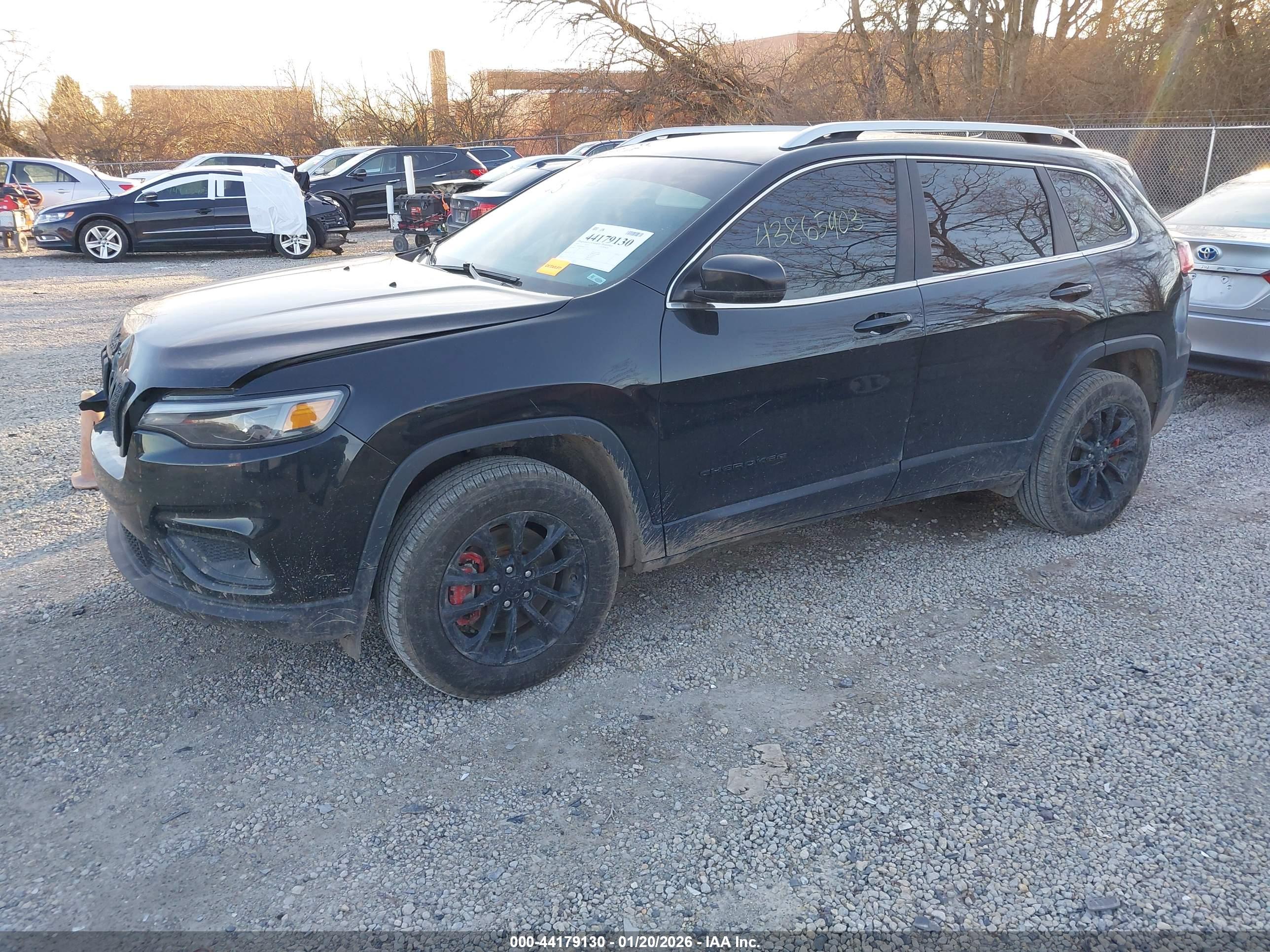 JEEP CHEROKEE image 2