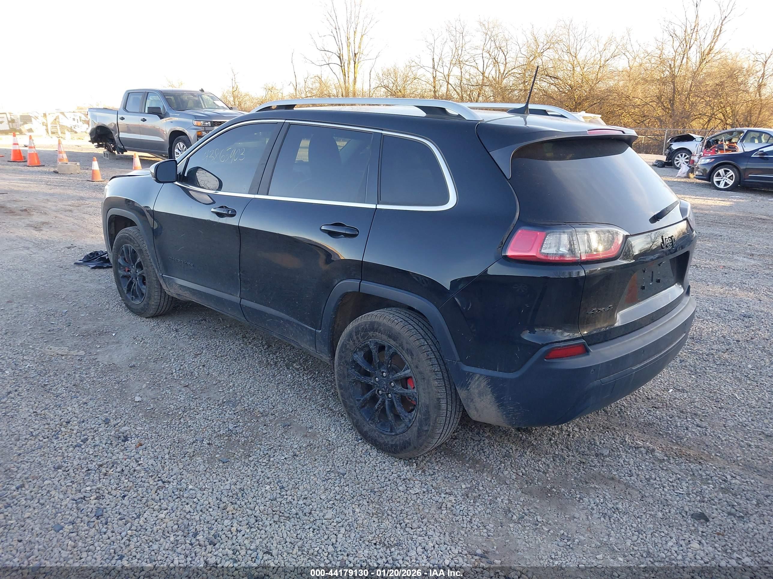 JEEP CHEROKEE image 3