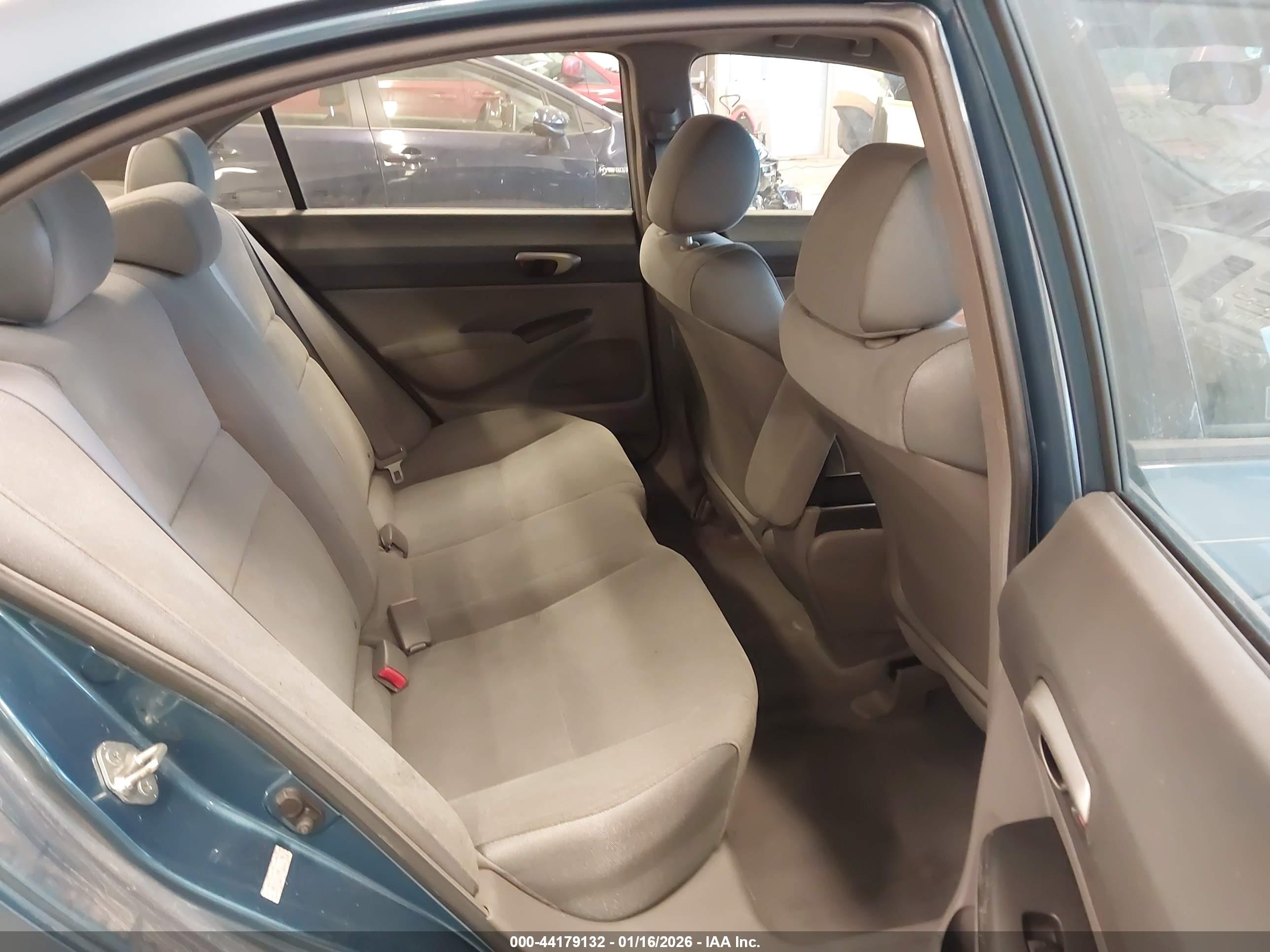HONDA CIVIC image 8