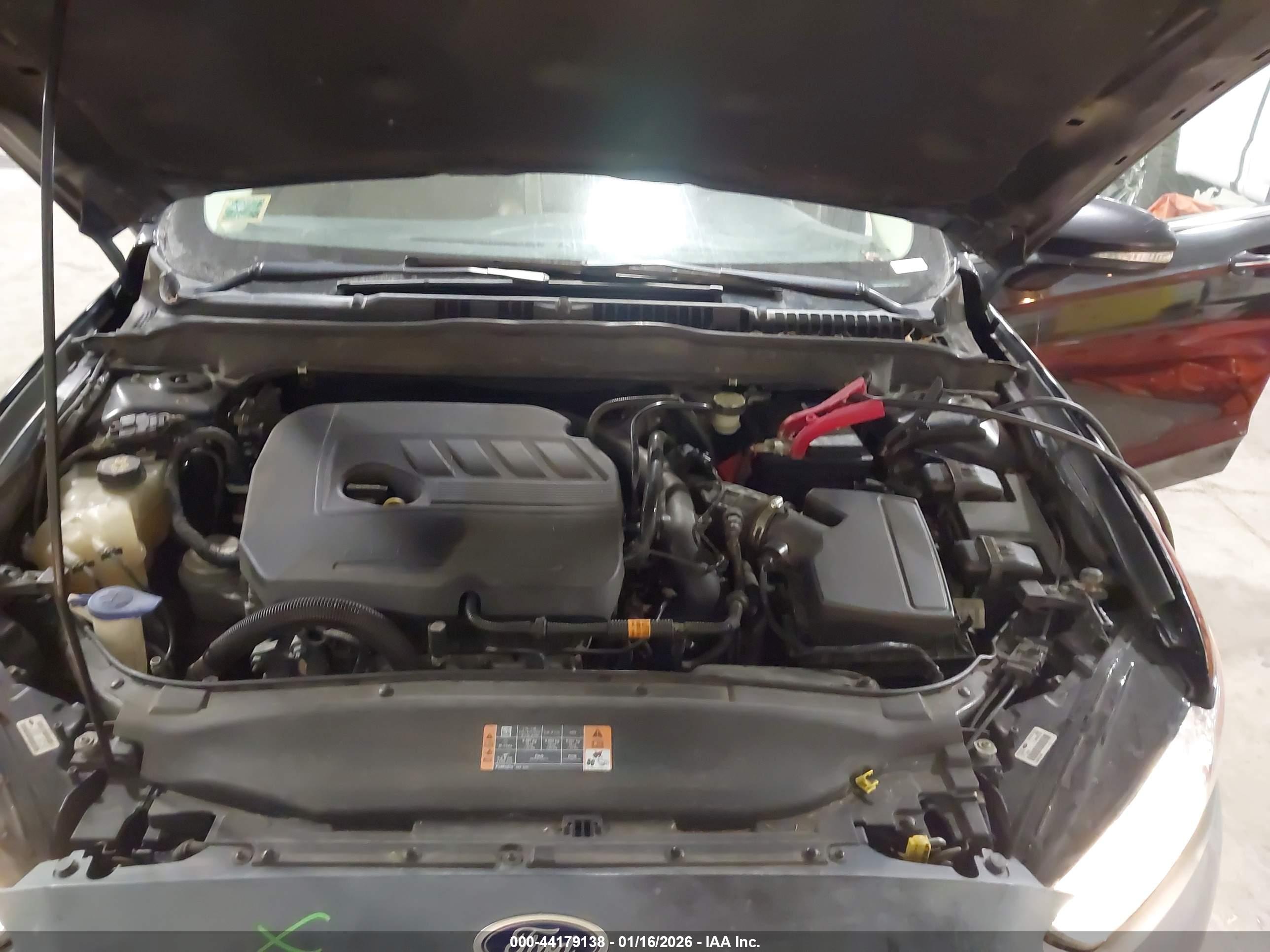 FORD FUSION image 10