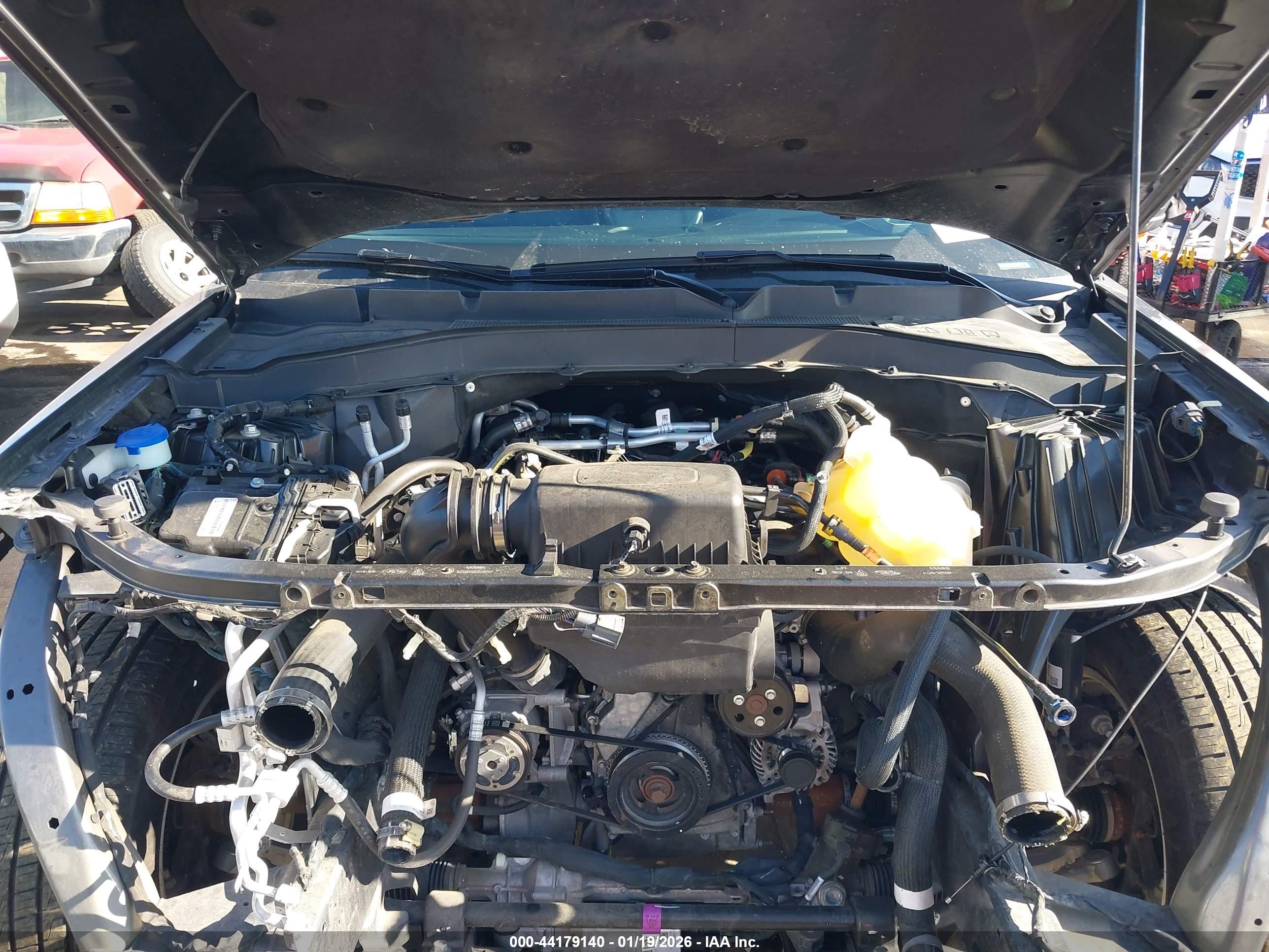 FORD EXPLORER image 10