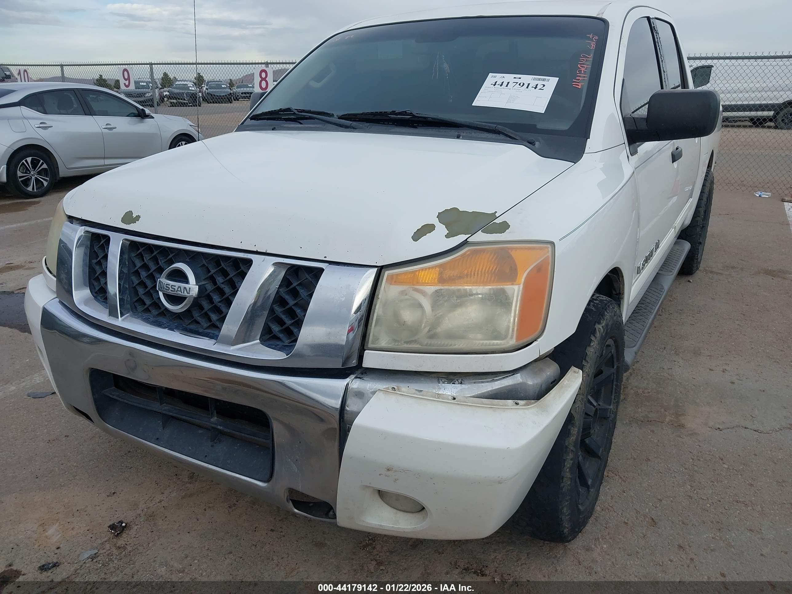 NISSAN TITAN image 6