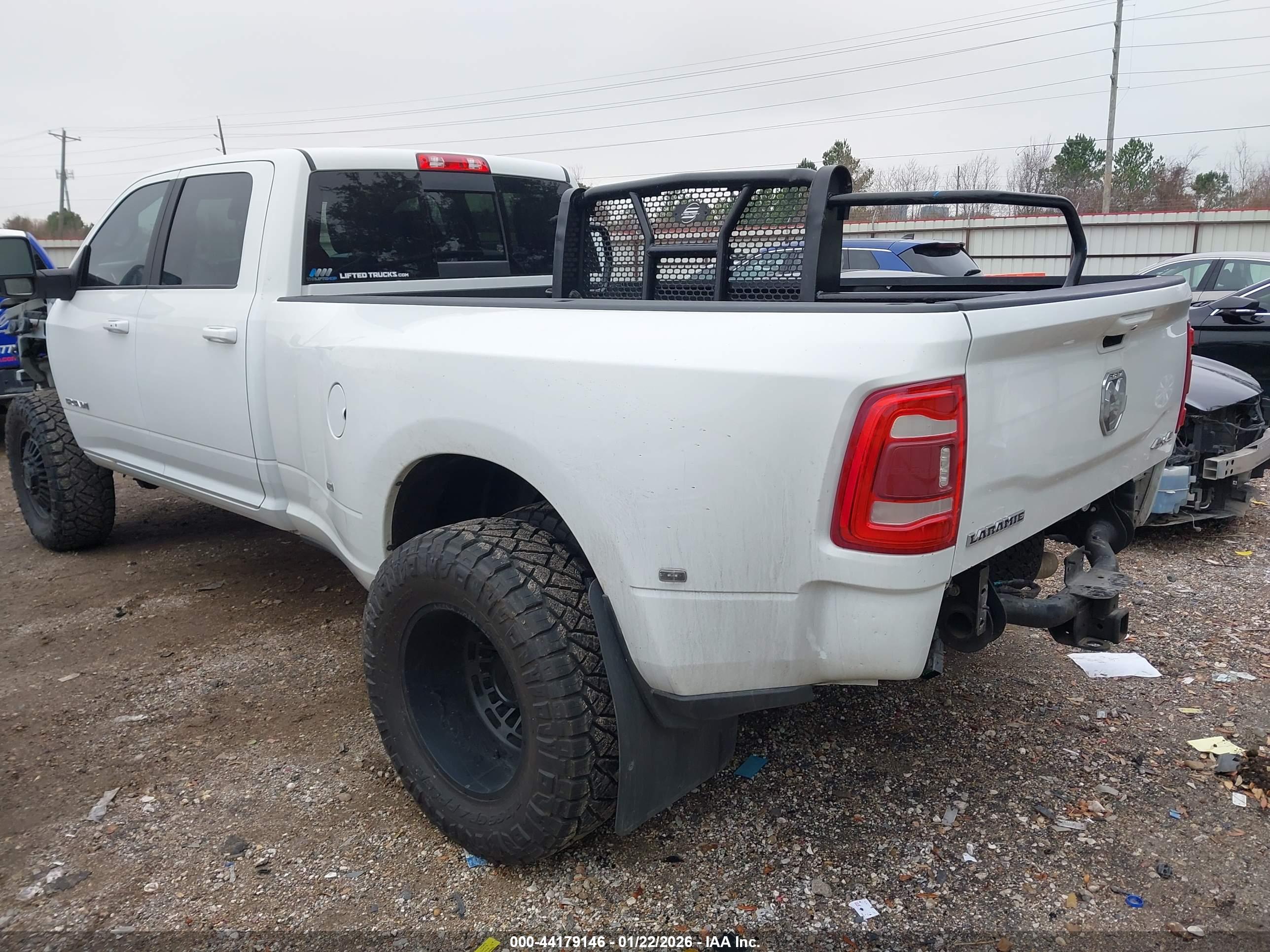 RAM 3500 image 3