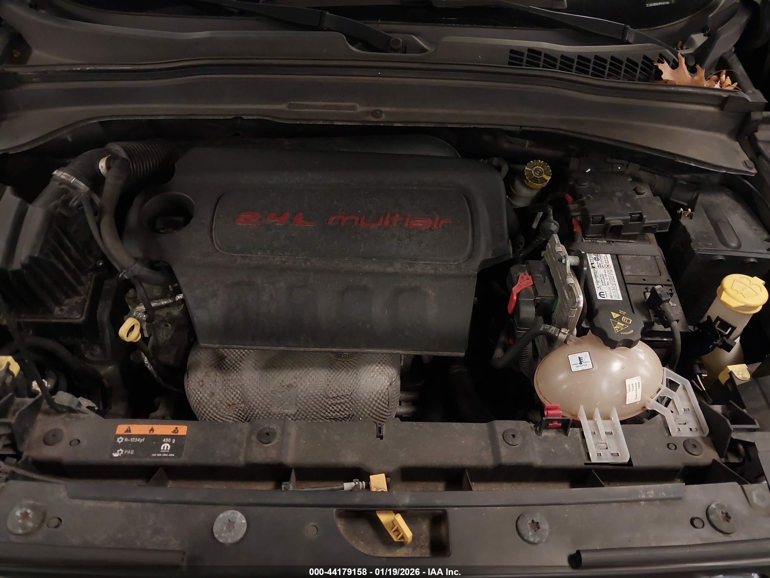 JEEP RENEGADE image 10
