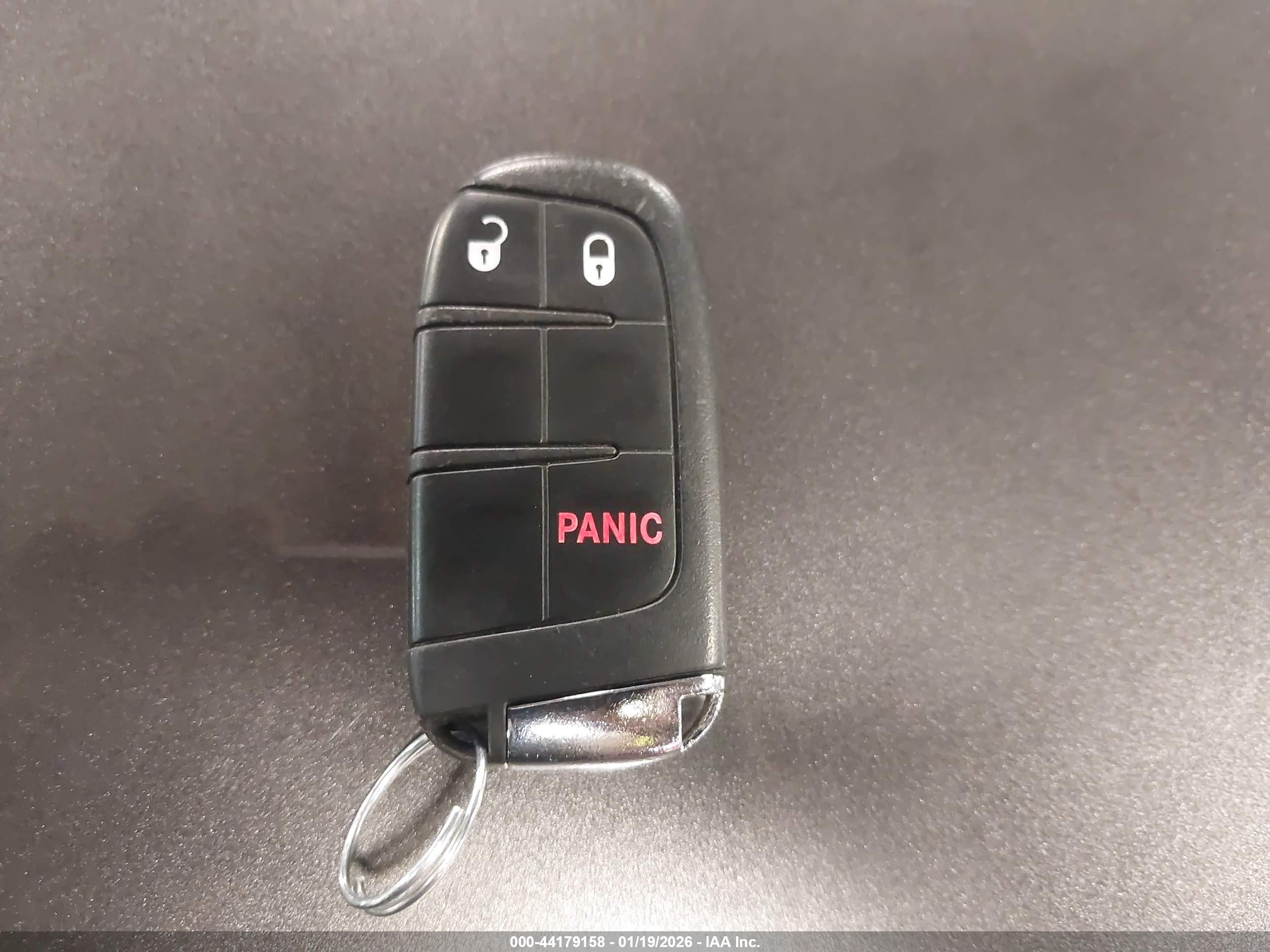JEEP RENEGADE image 11