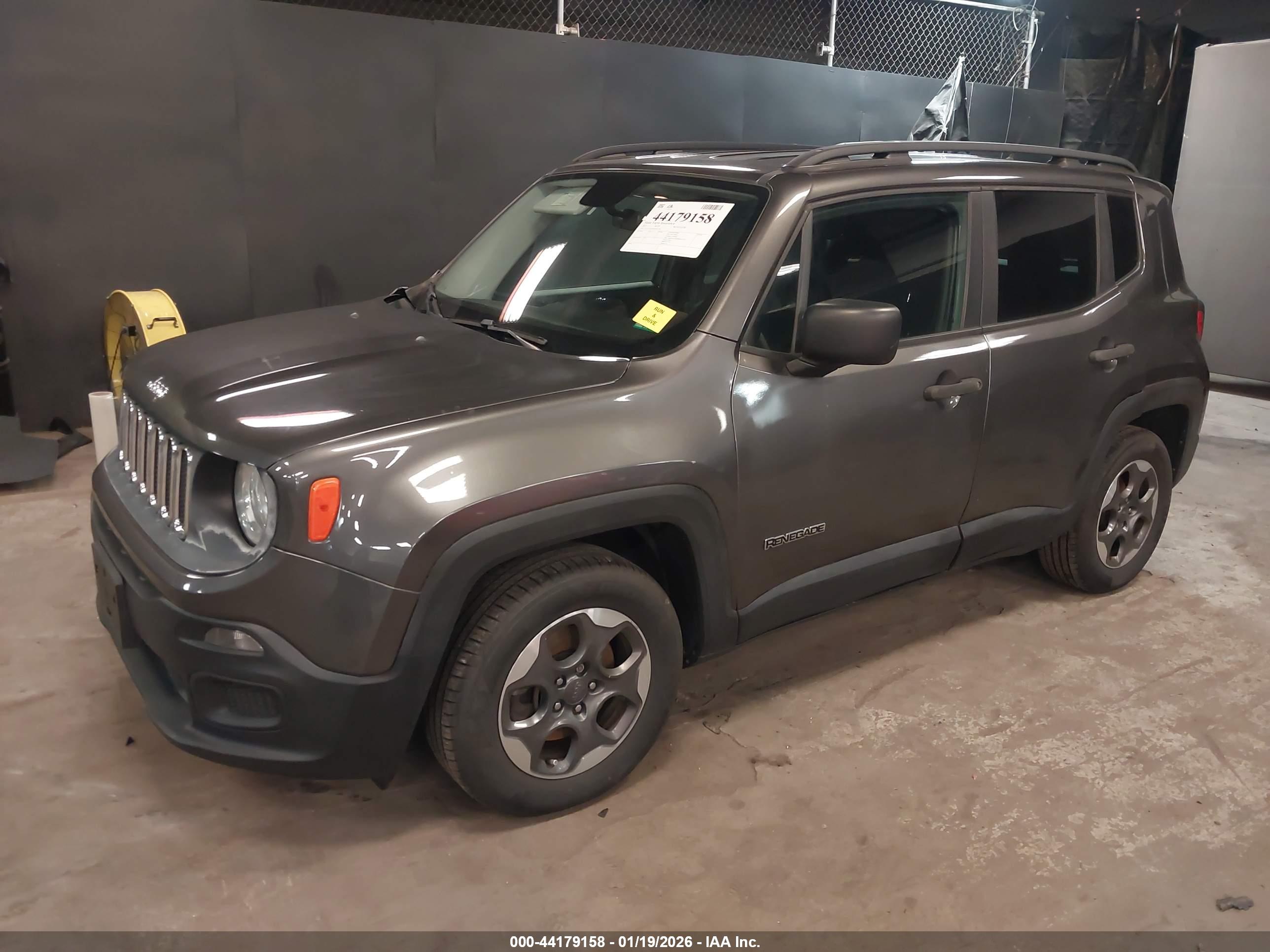 JEEP RENEGADE image 2