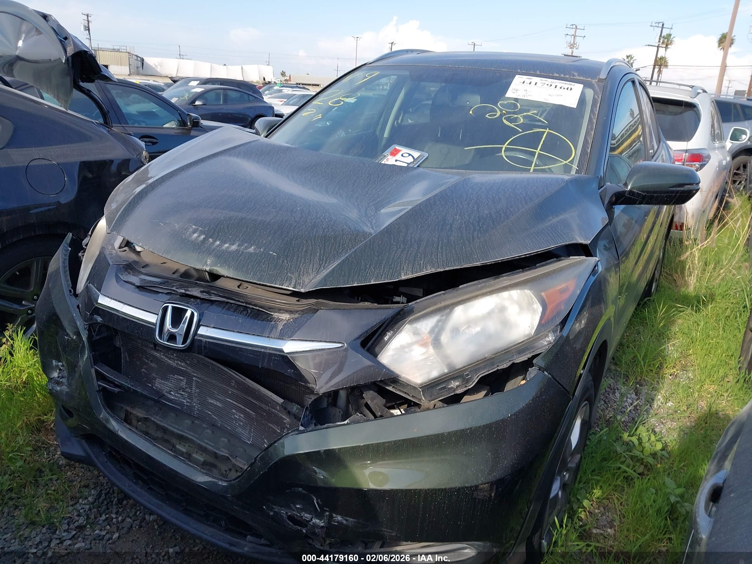 HONDA HR-V image 2