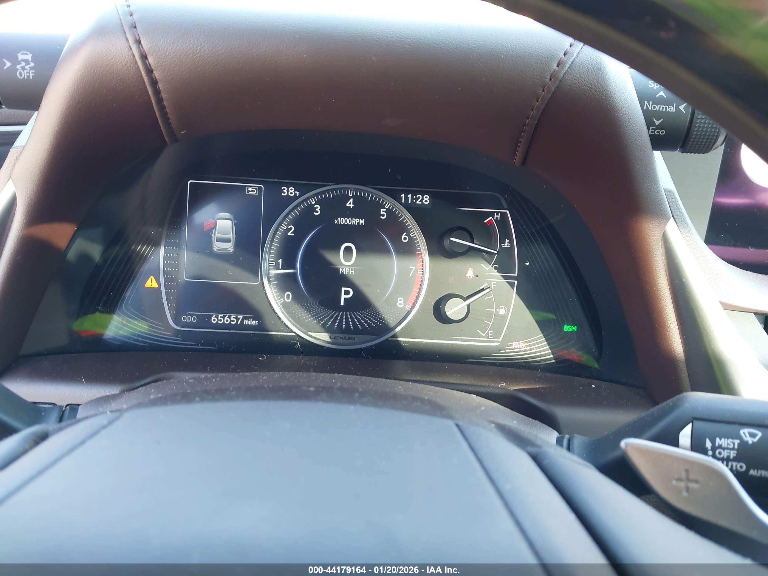 LEXUS ES image 7