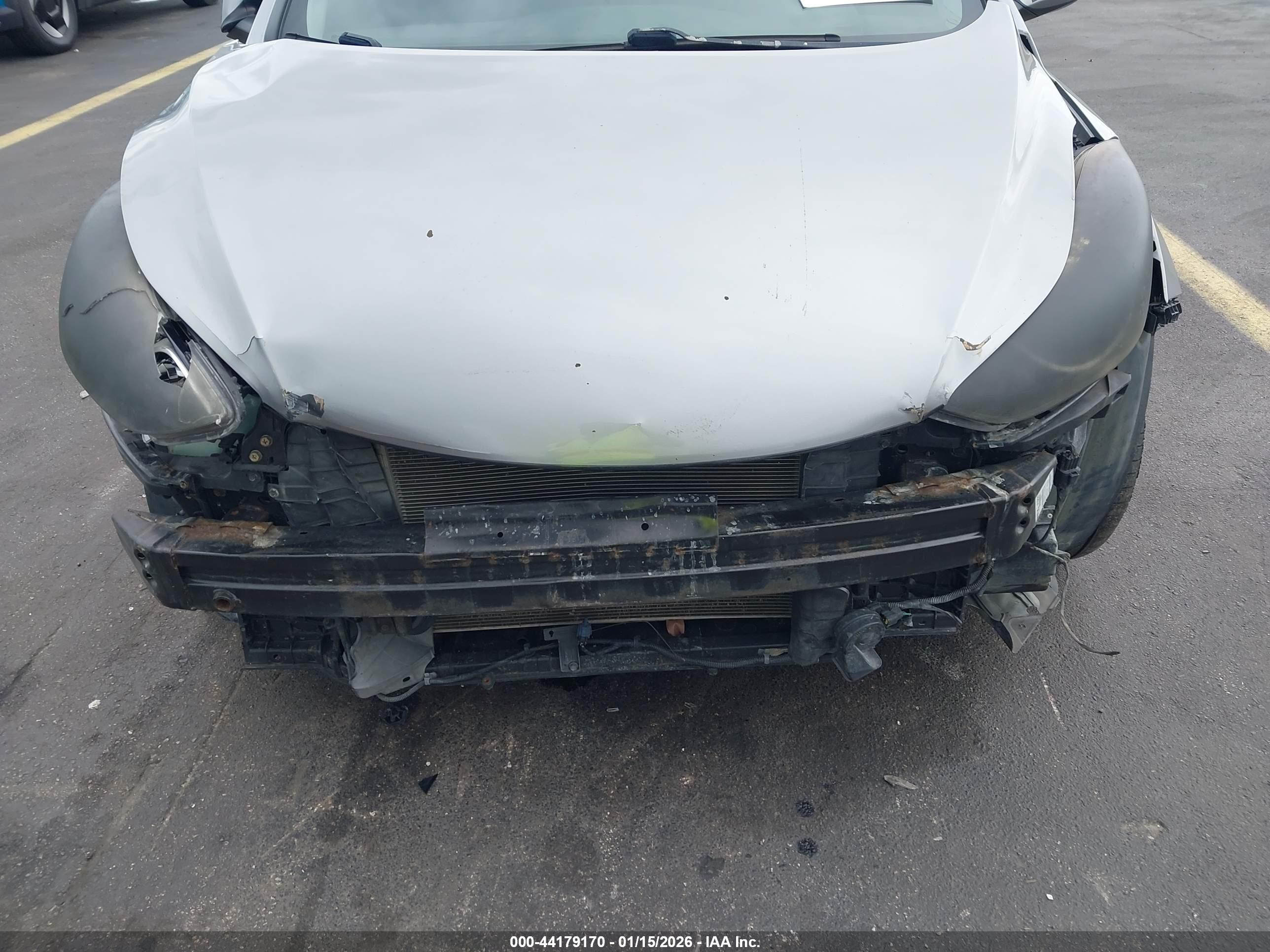 HYUNDAI ELANTRA image 6