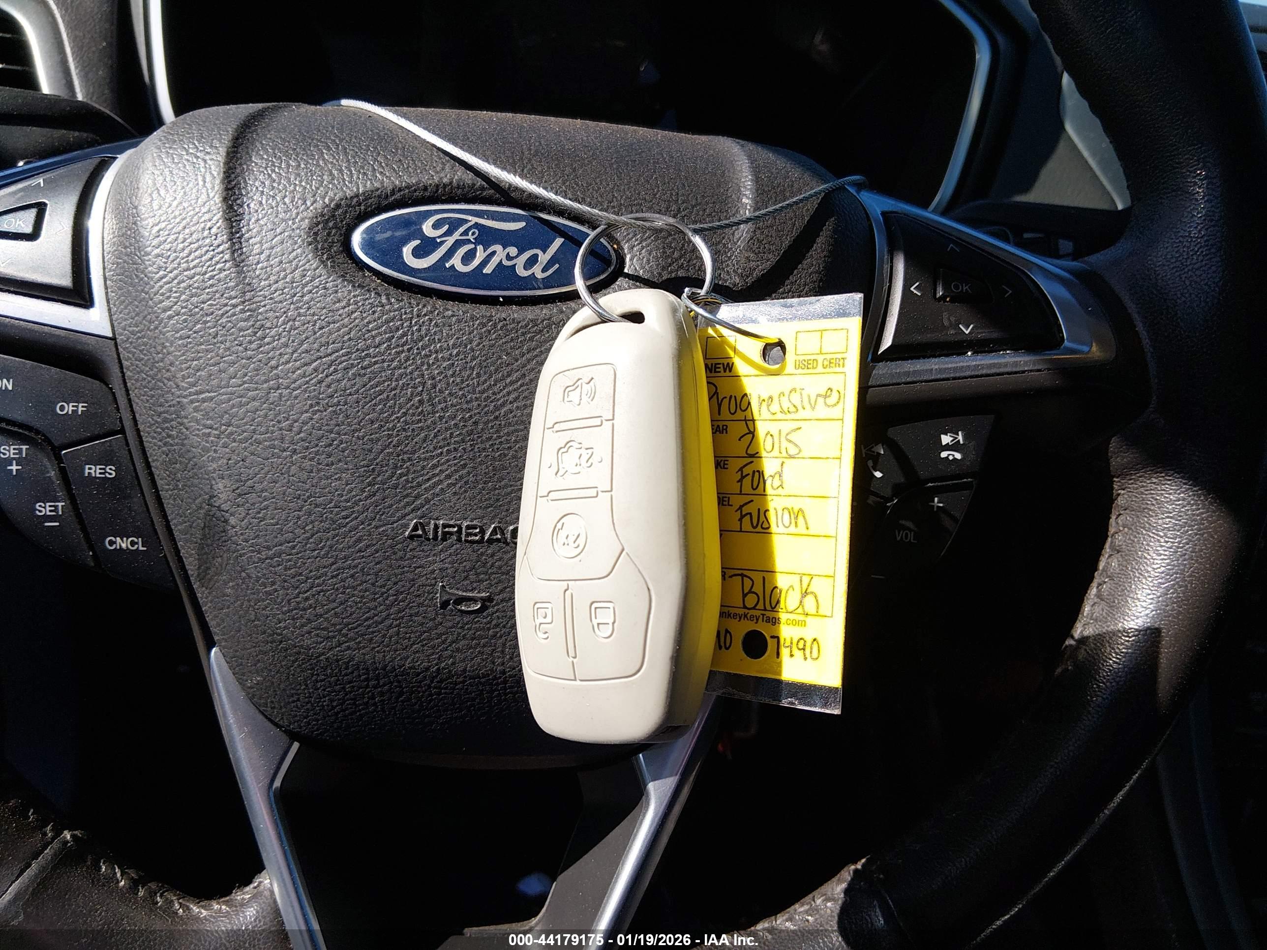 FORD FUSION image 11