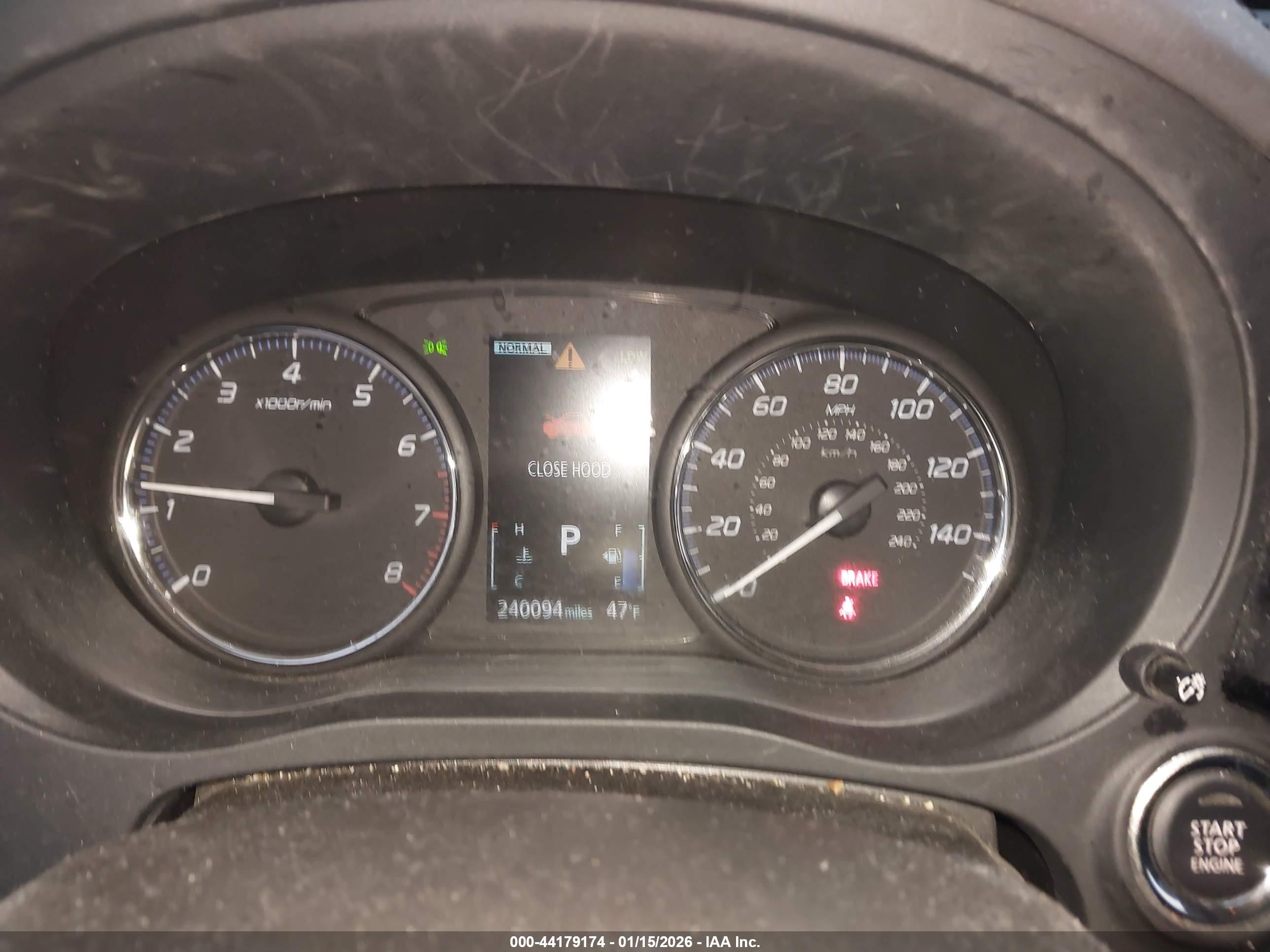 MITSUBISHI OUTLANDER image 7