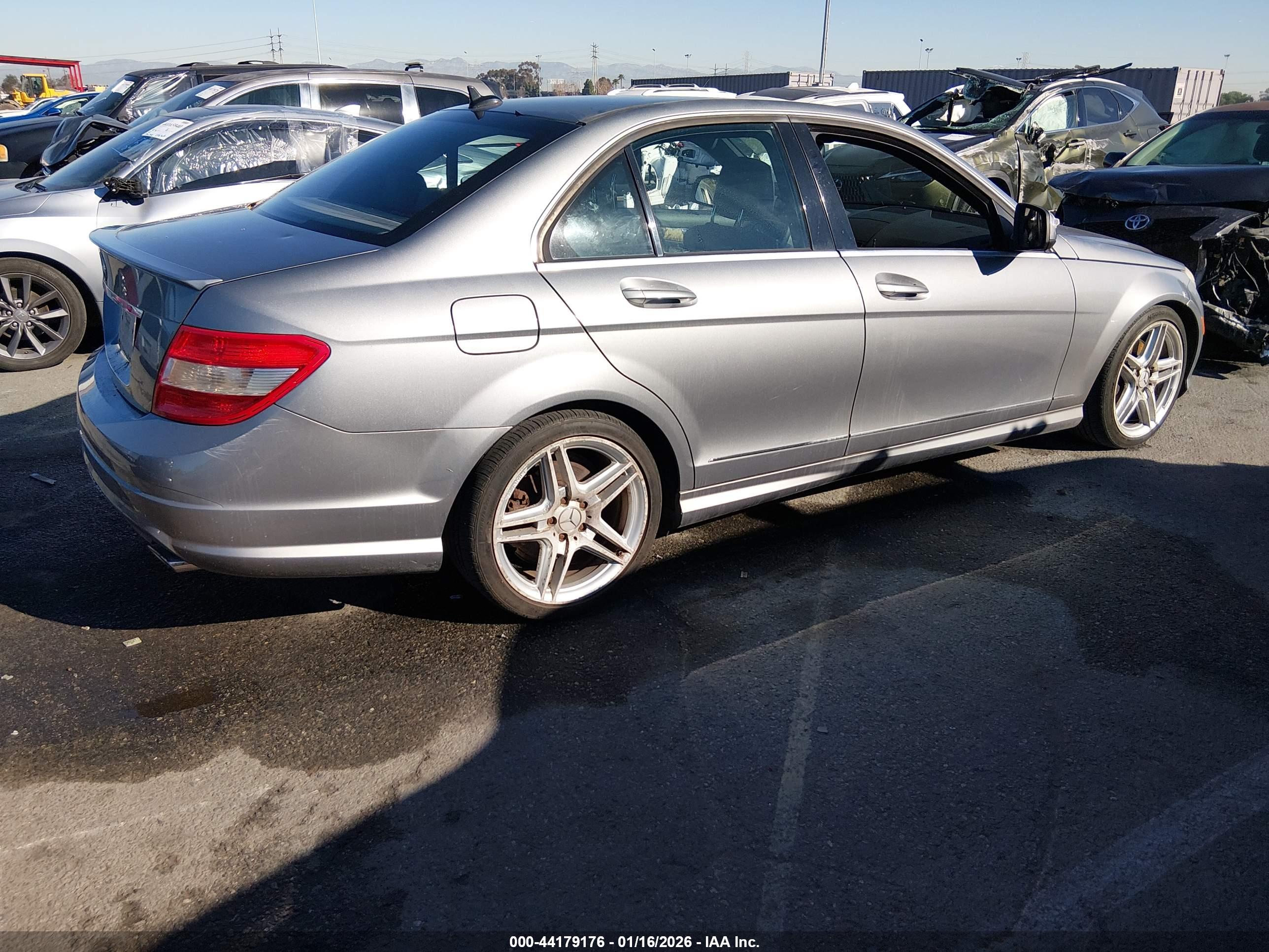 MERCEDES-BENZ C image 4