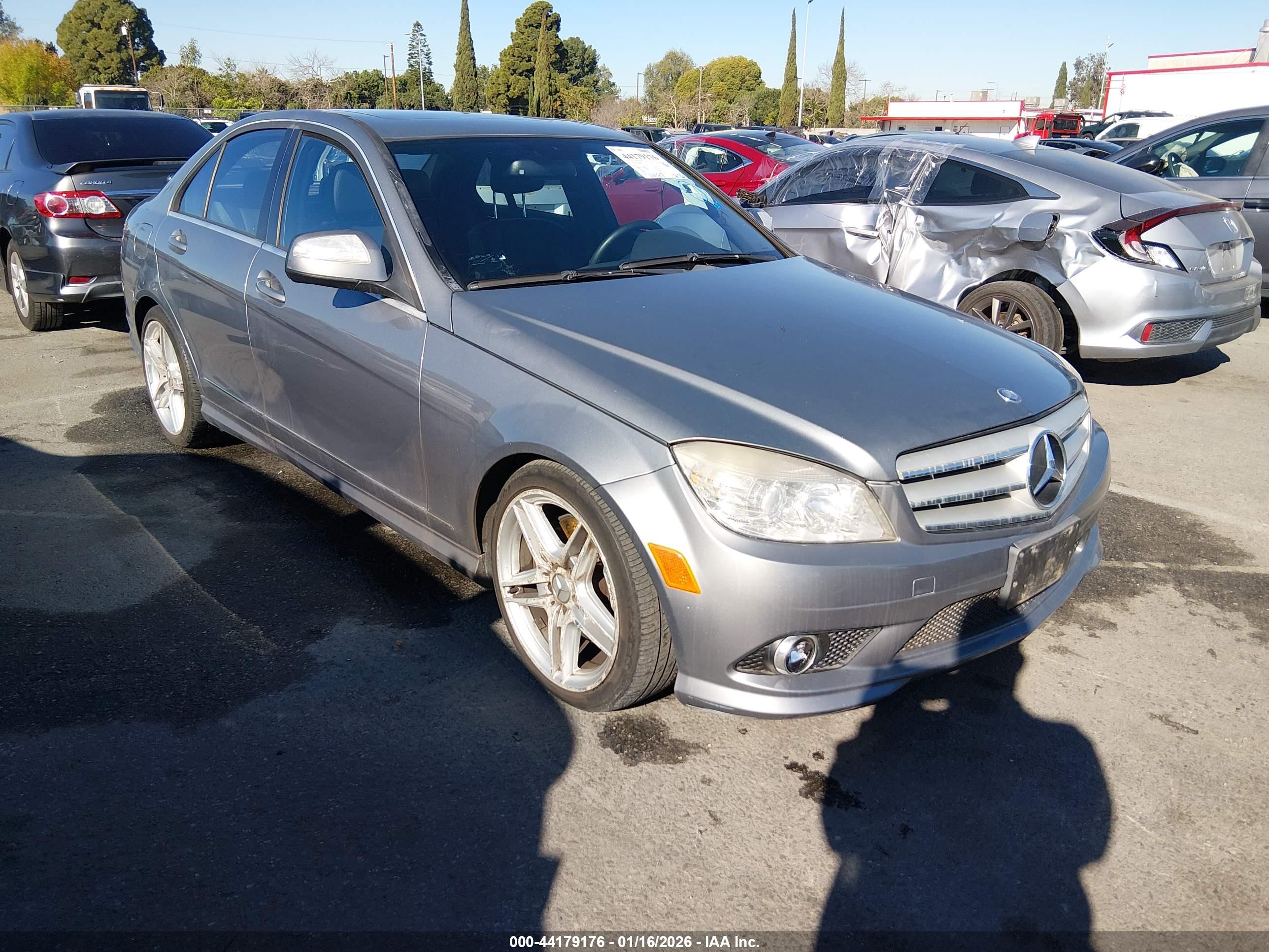 MERCEDES-BENZ C image 6
