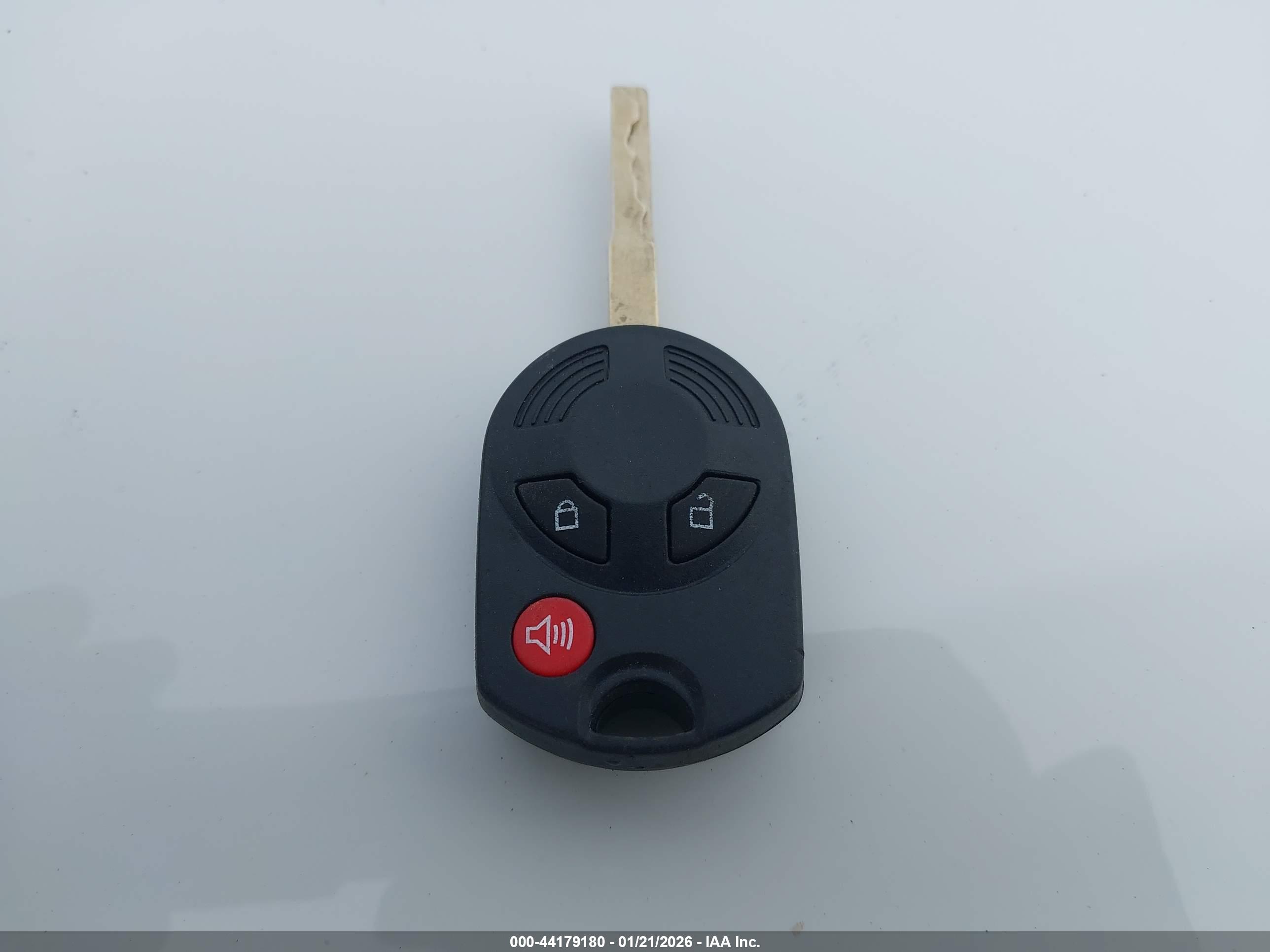 FORD FIESTA image 11