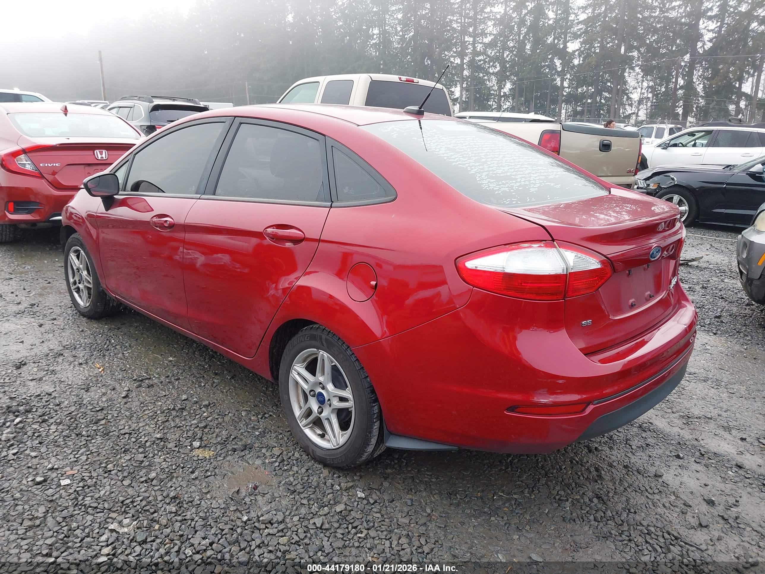 FORD FIESTA image 3