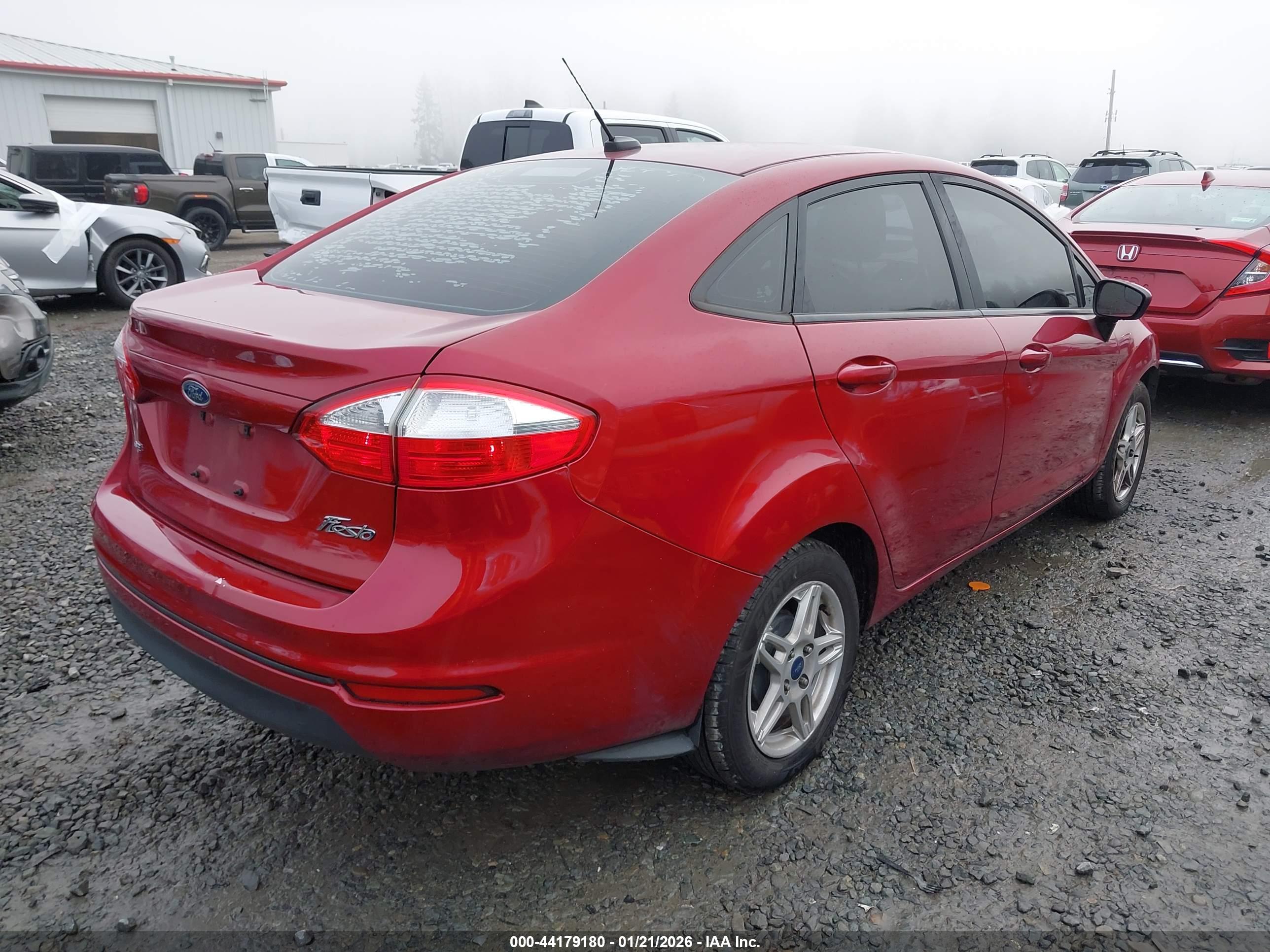 FORD FIESTA image 4