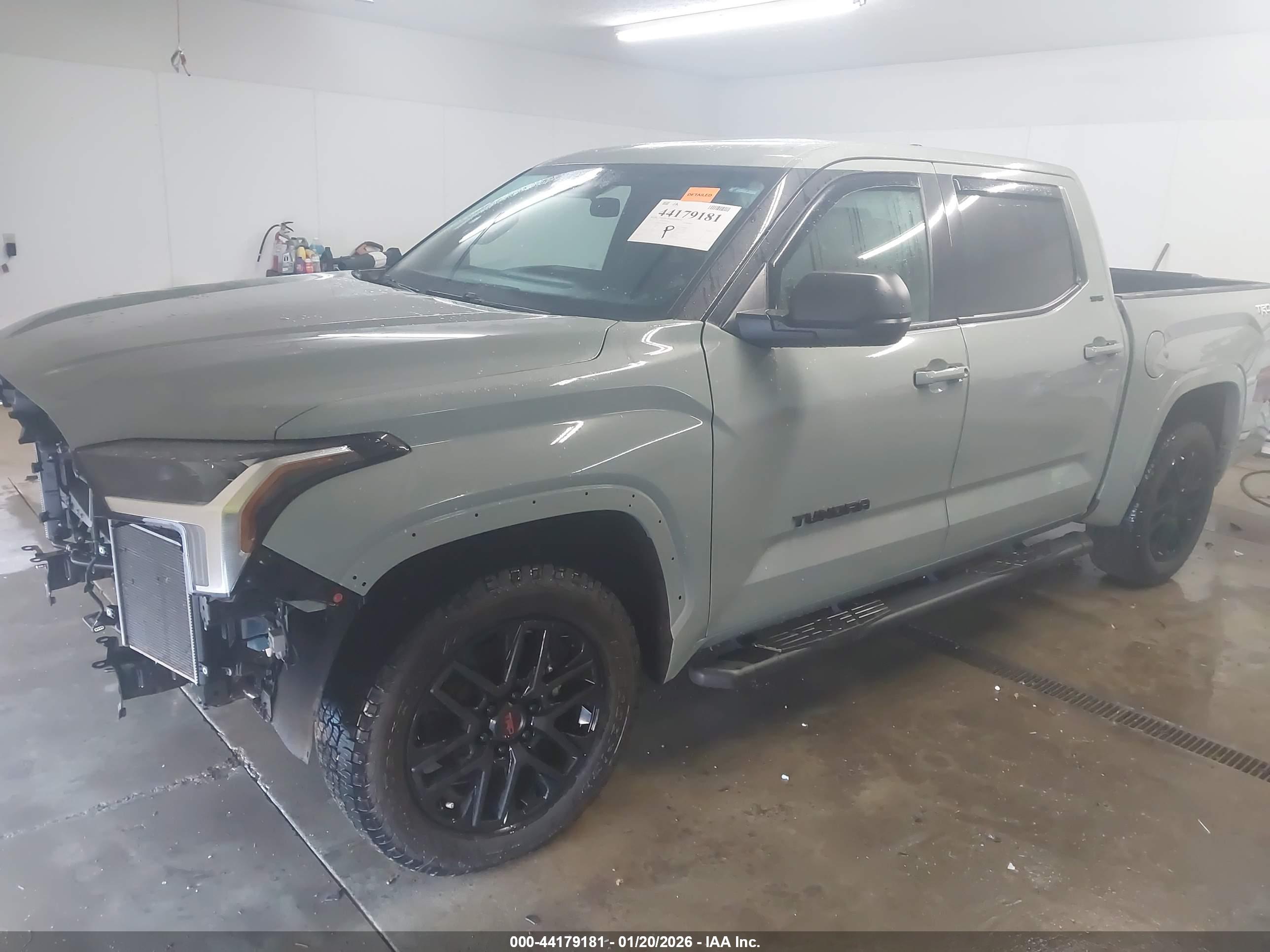 TOYOTA TUNDRA image 2
