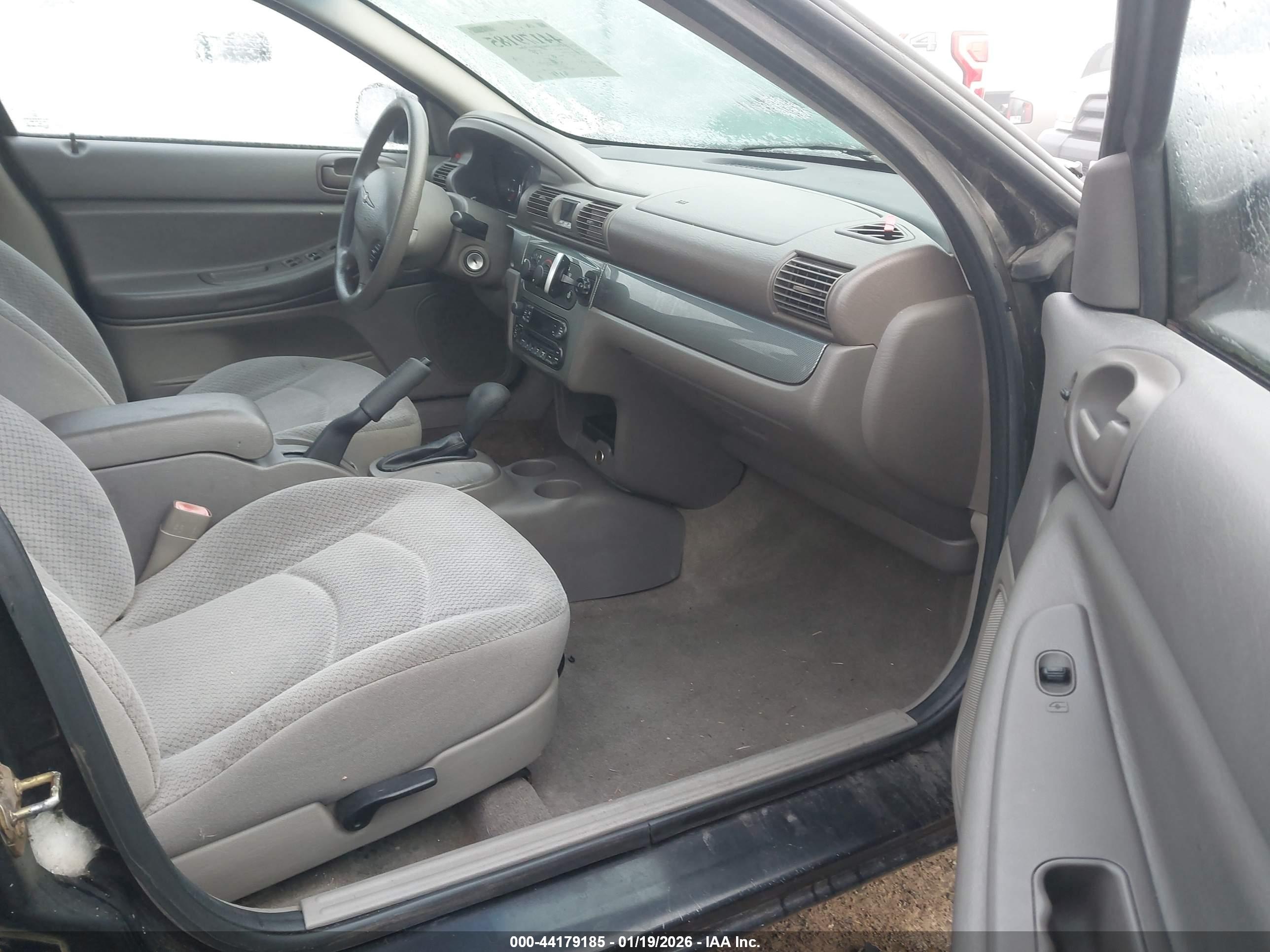 CHRYSLER SEBRING image 5
