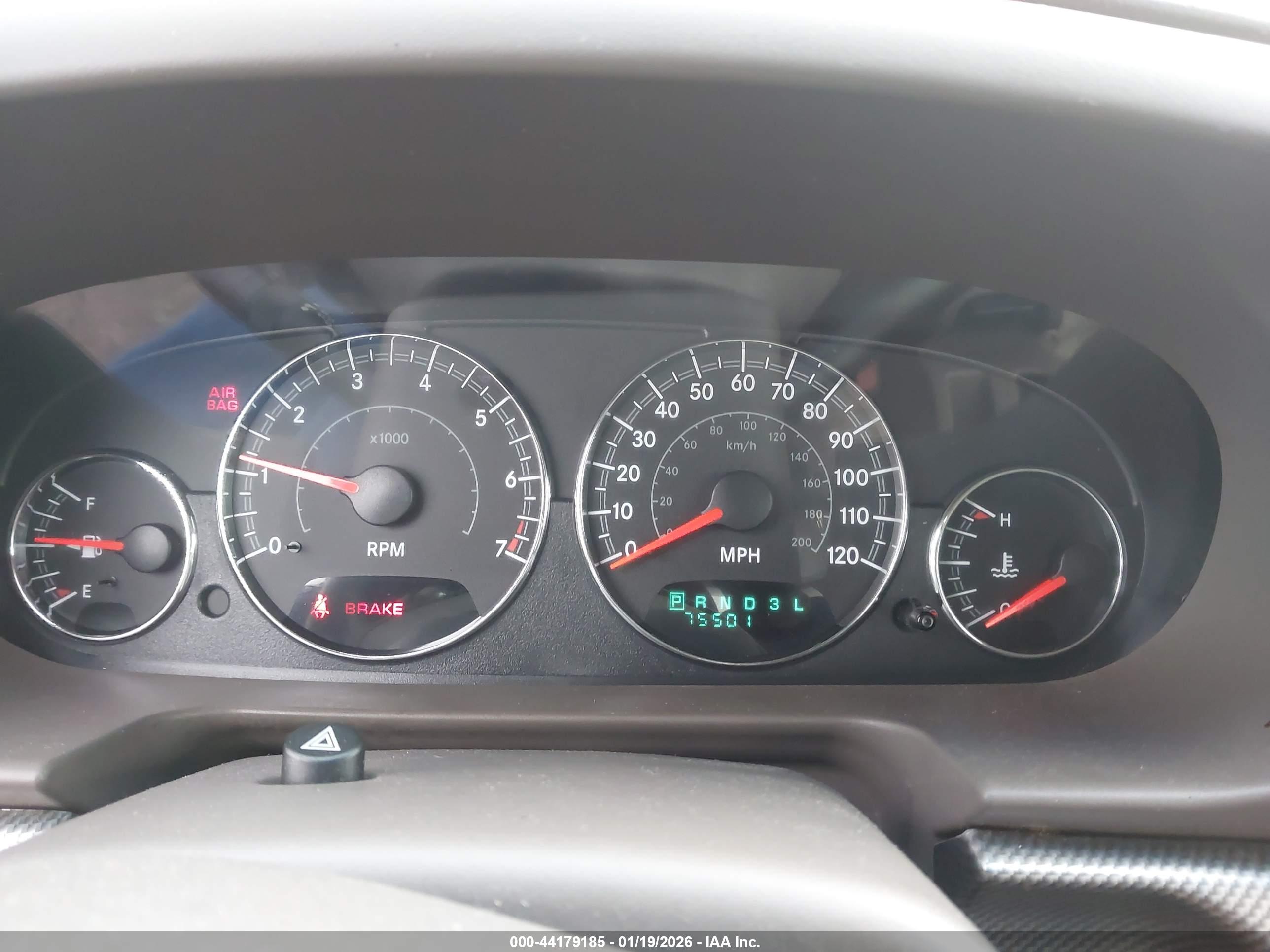 CHRYSLER SEBRING image 7
