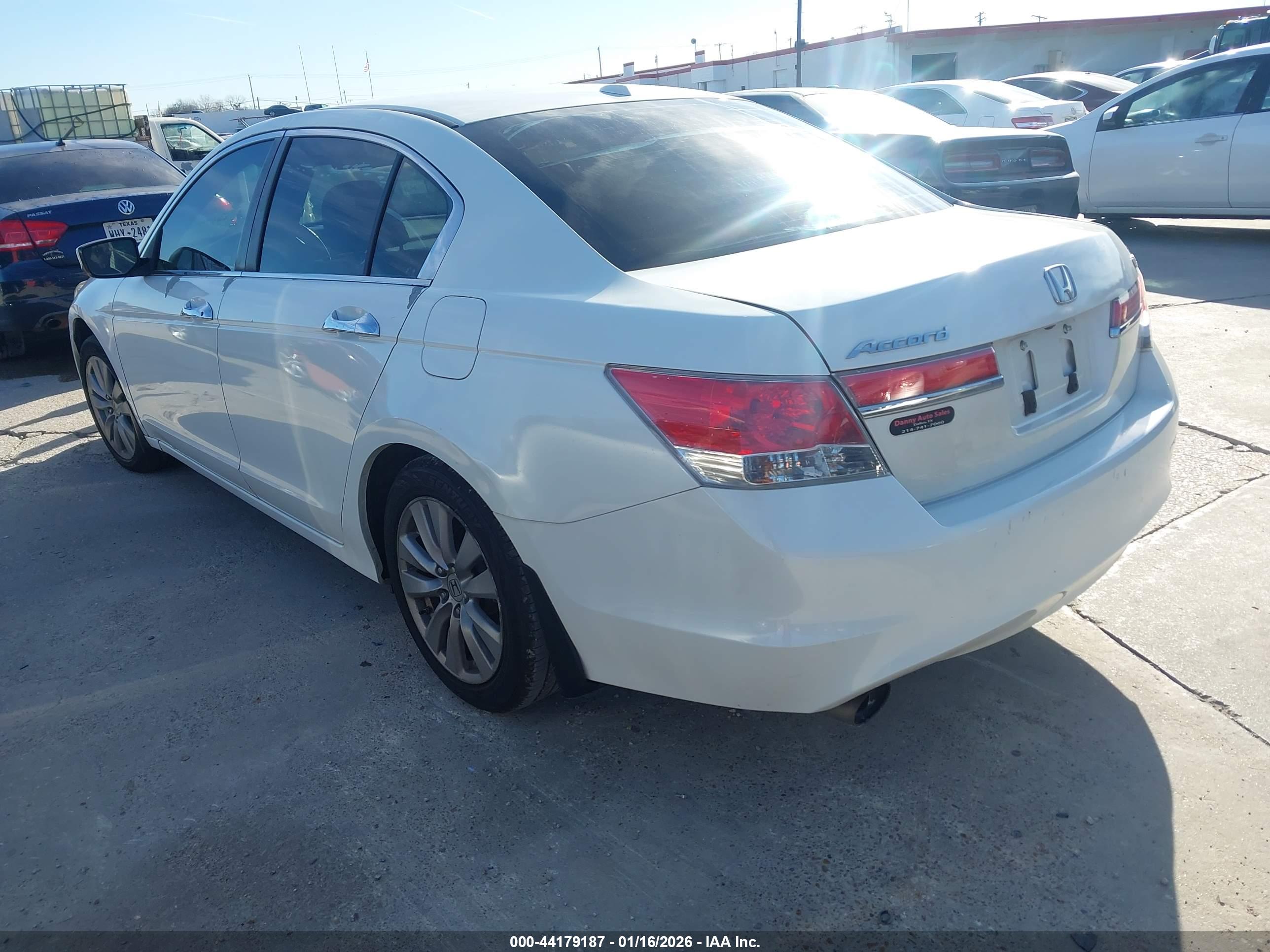 HONDA ACCORD image 3