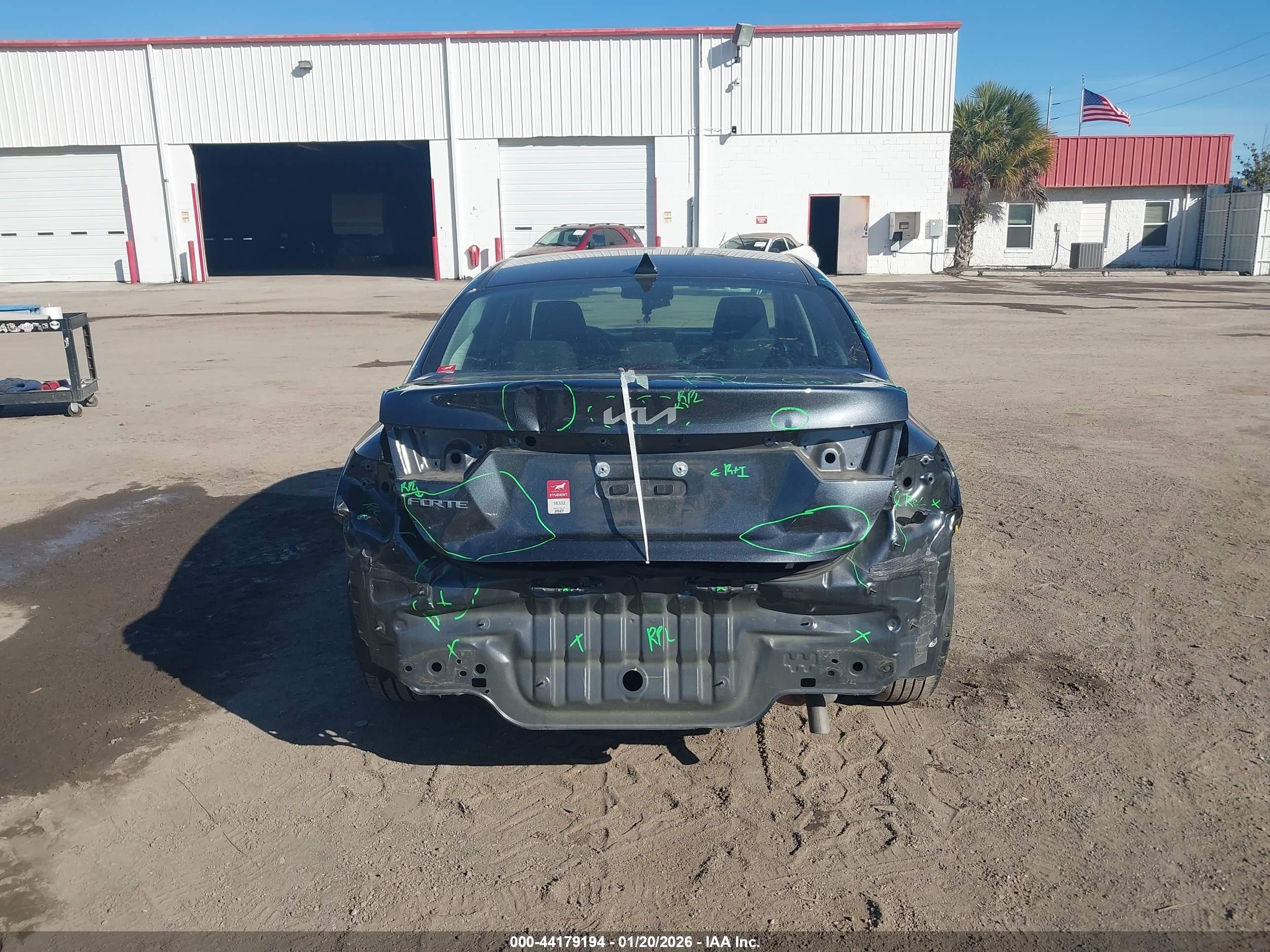 KIA FORTE image 6