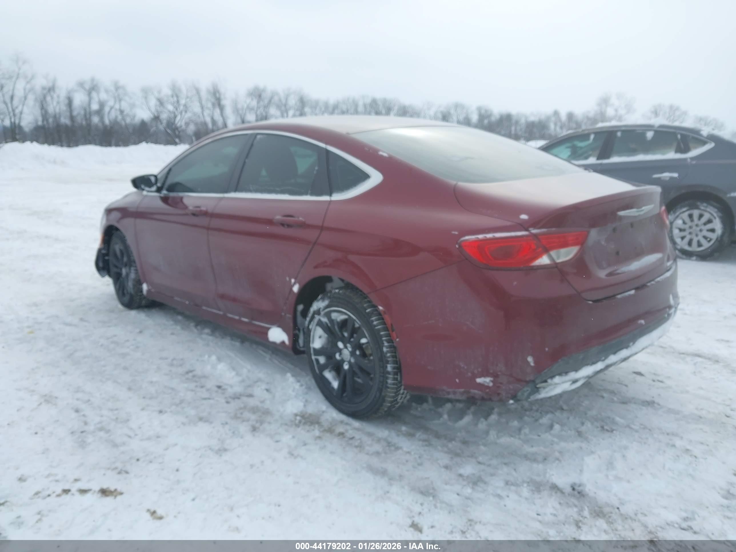 CHRYSLER 200 image 3
