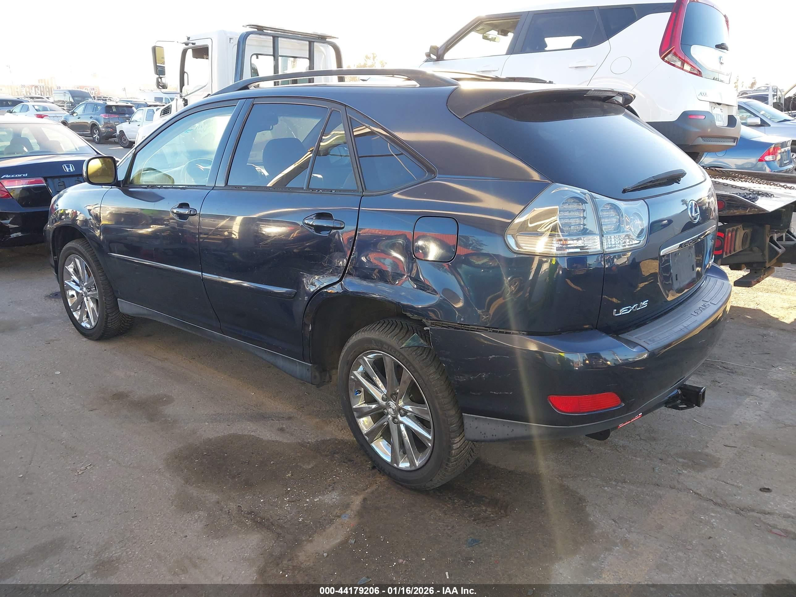LEXUS RX image 3