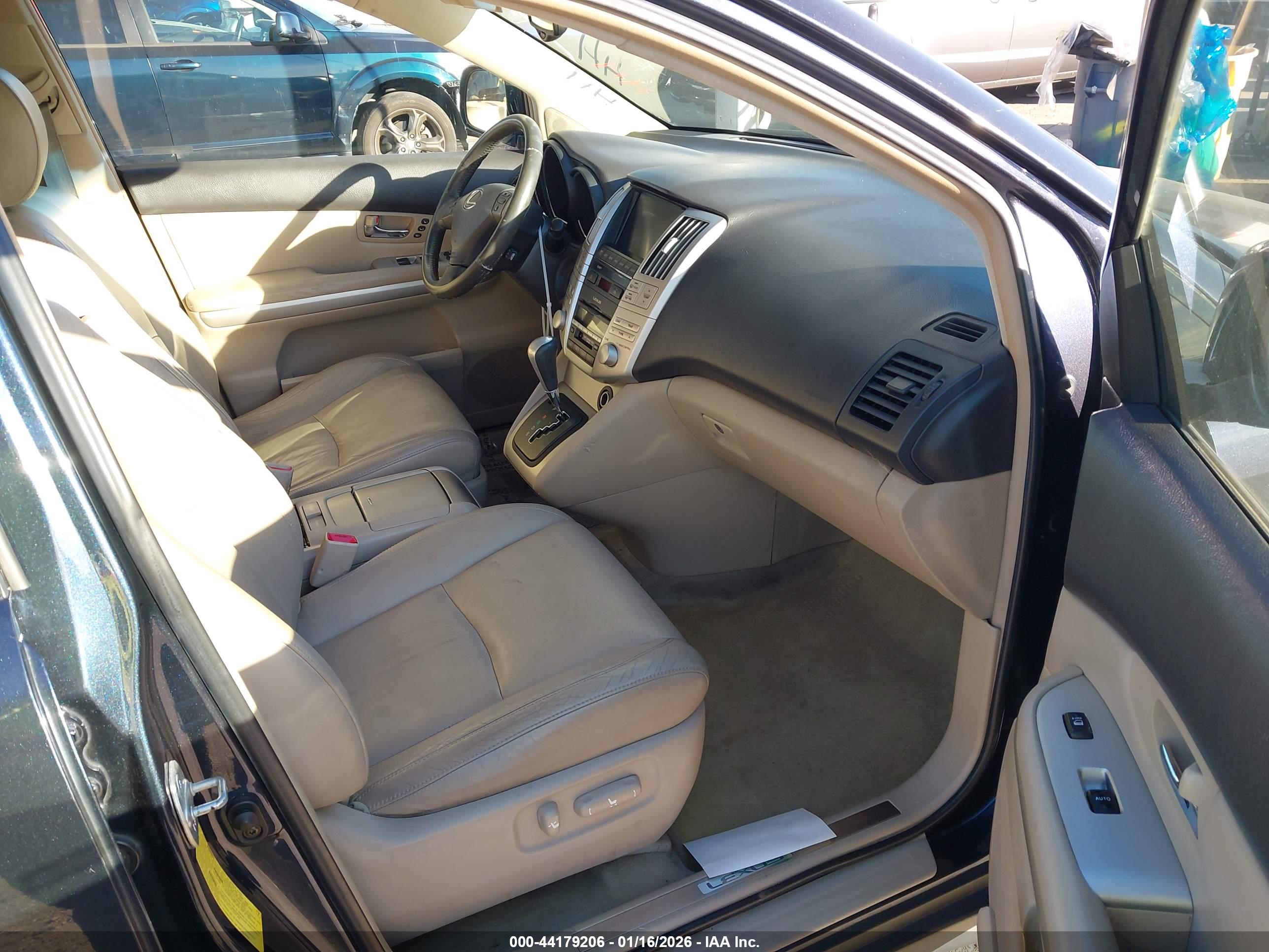 LEXUS RX image 5