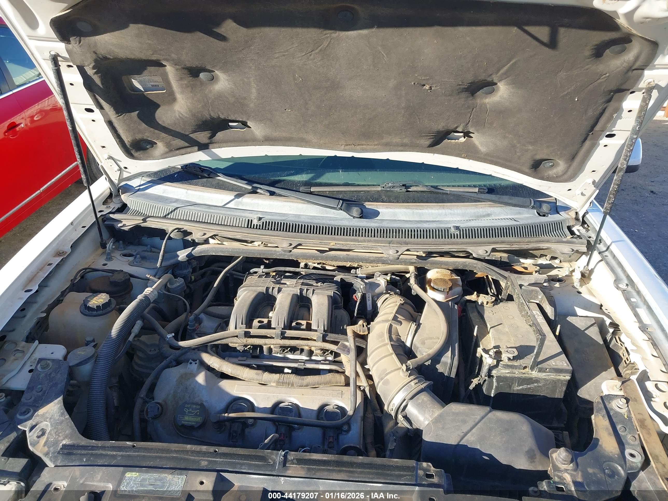 FORD FLEX image 10