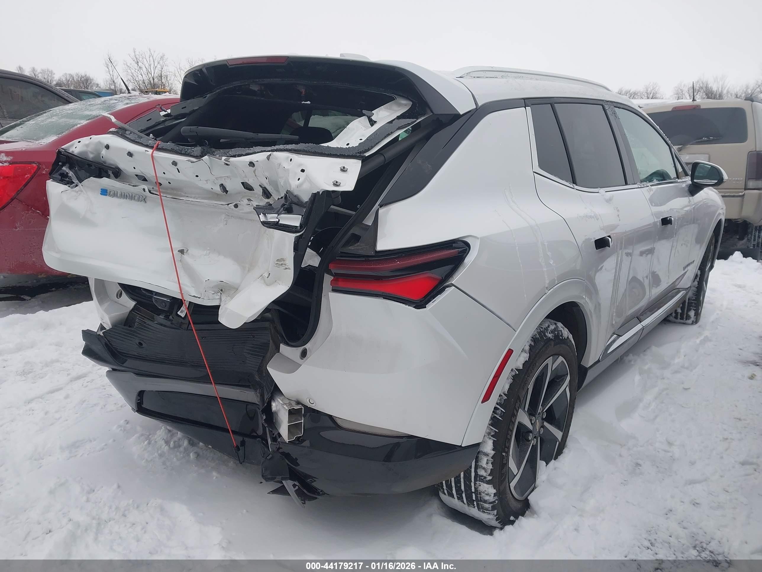 CHEVROLET EQUINOX image 4