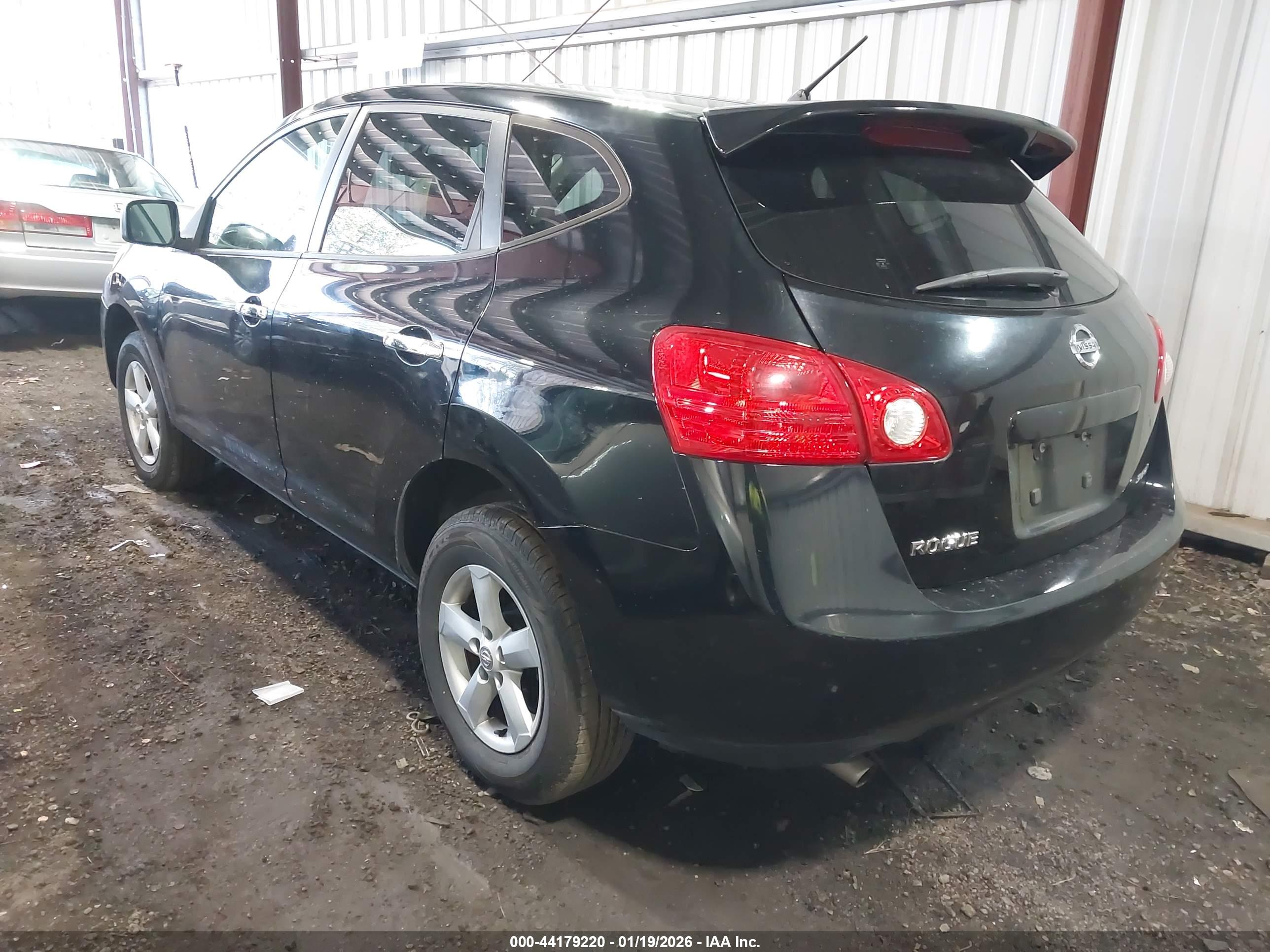 NISSAN ROGUE image 3