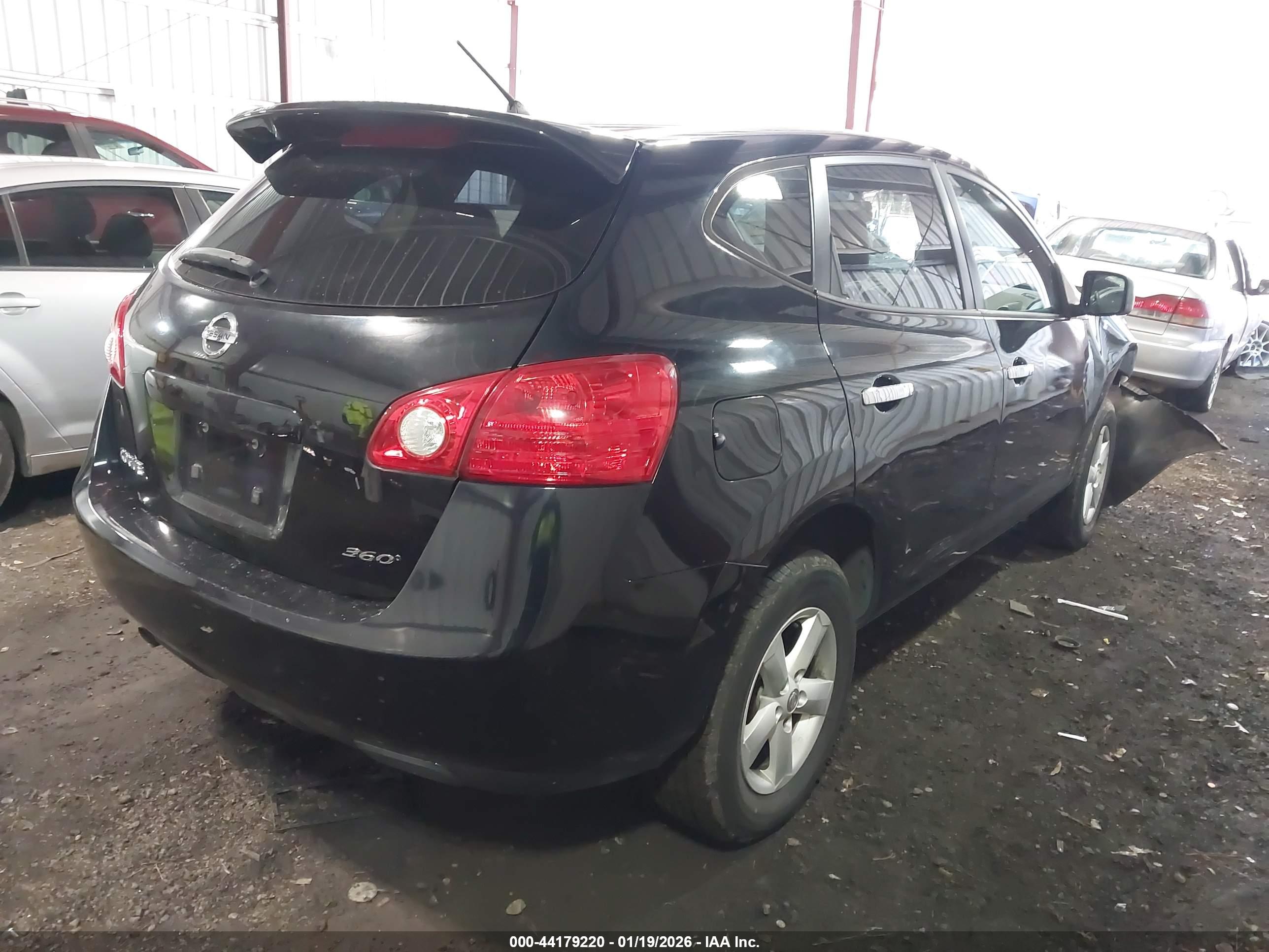 NISSAN ROGUE image 4