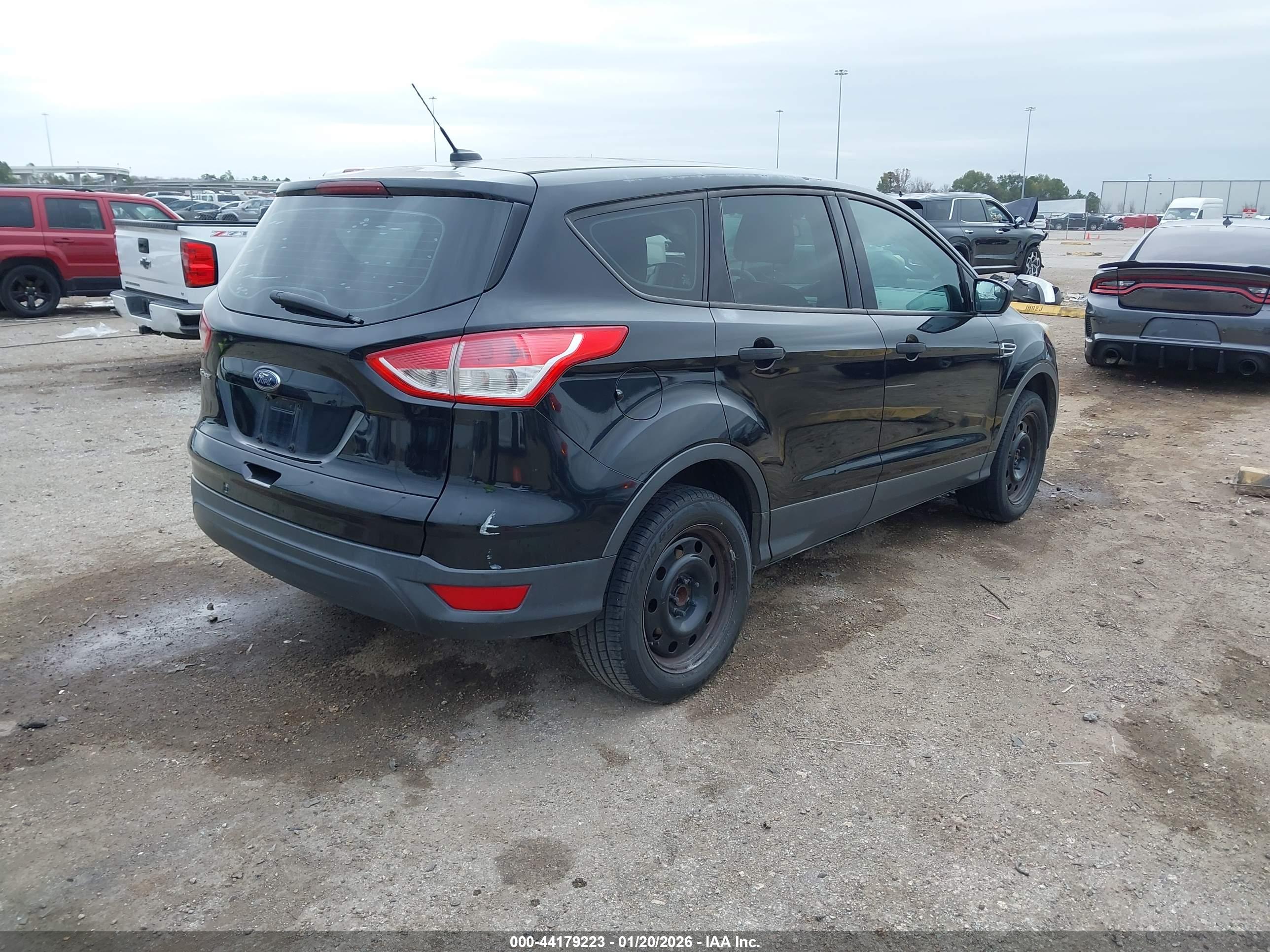 FORD ESCAPE image 4