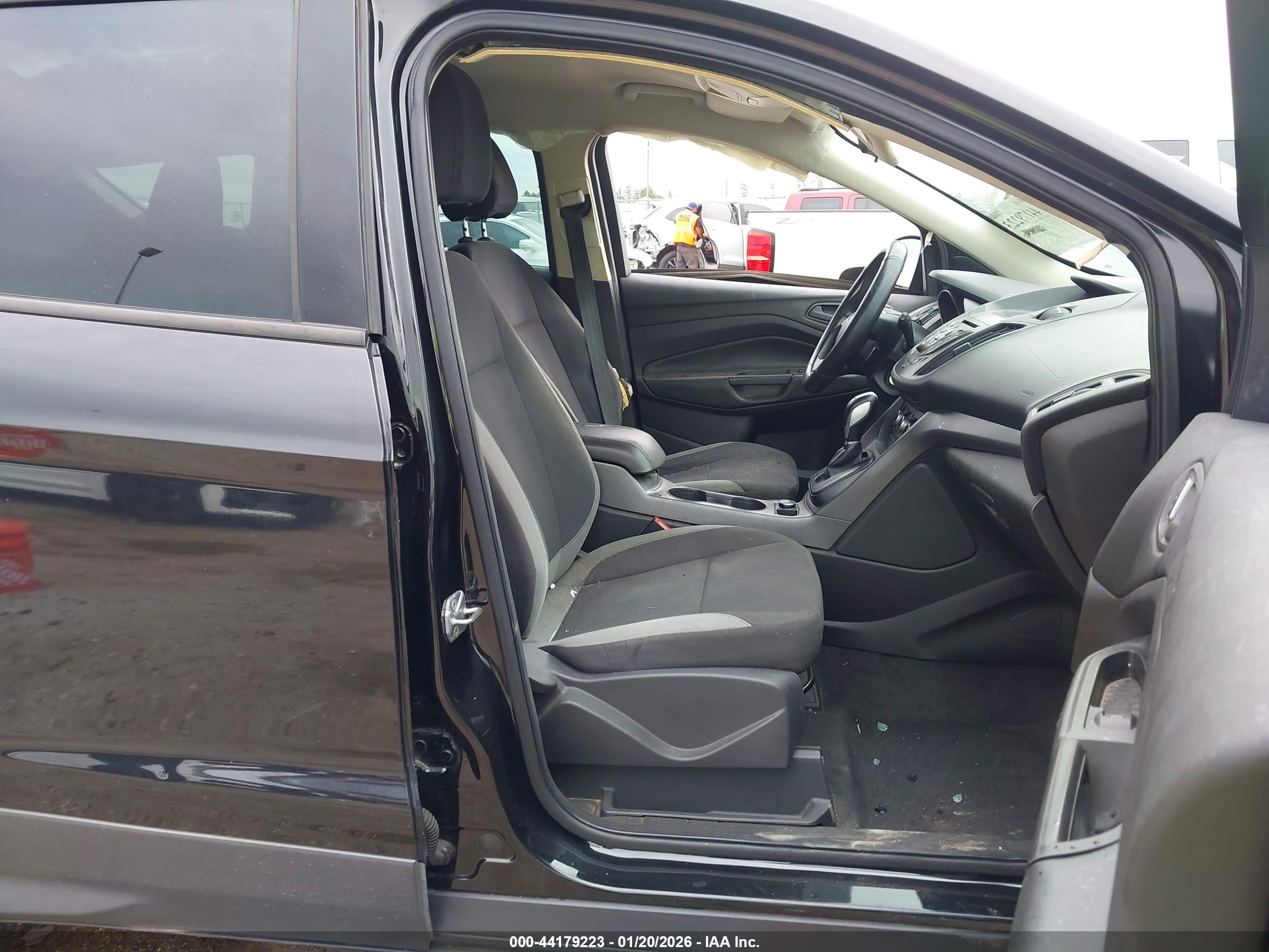 FORD ESCAPE image 5