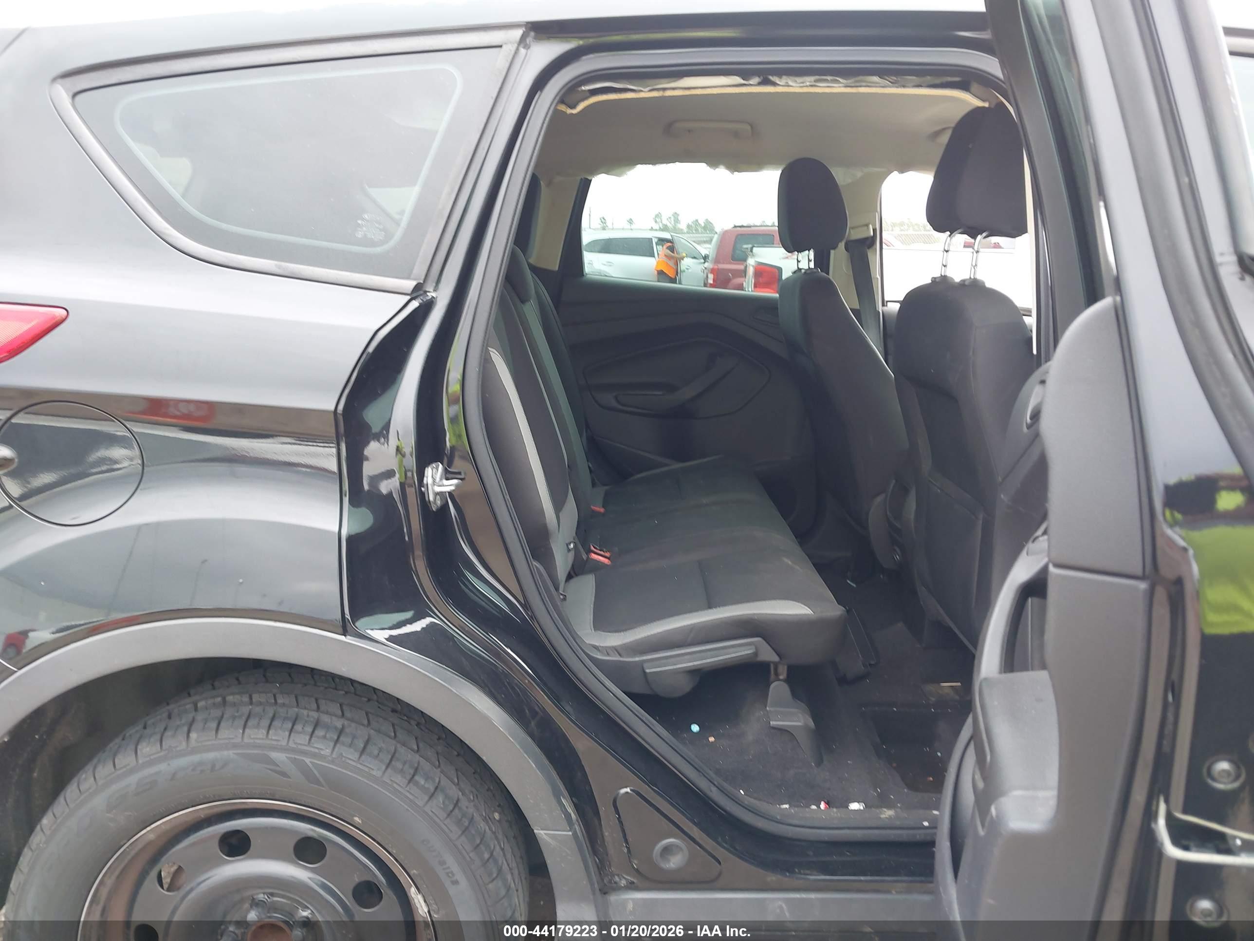 FORD ESCAPE image 8