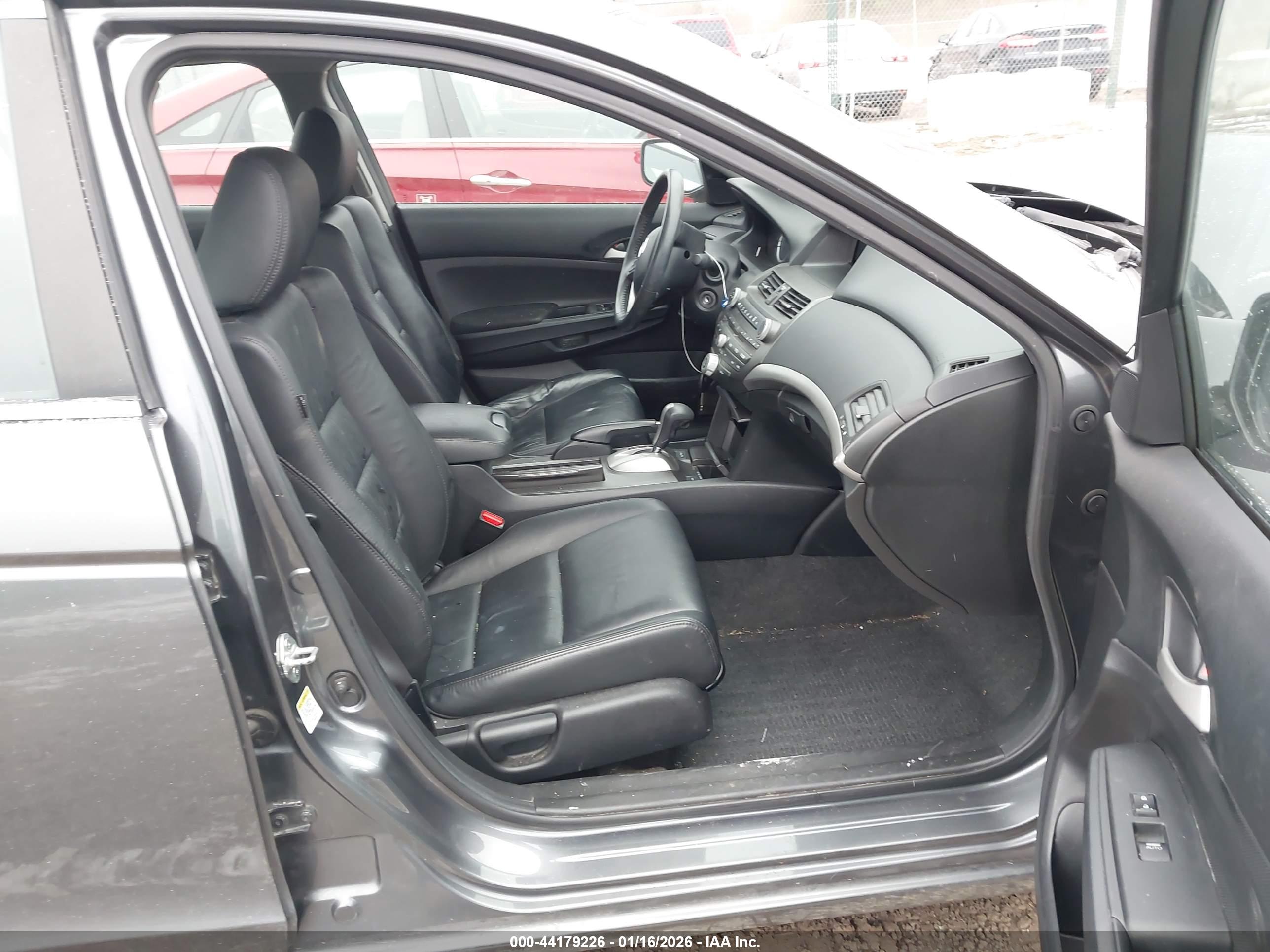 HONDA ACCORD image 5