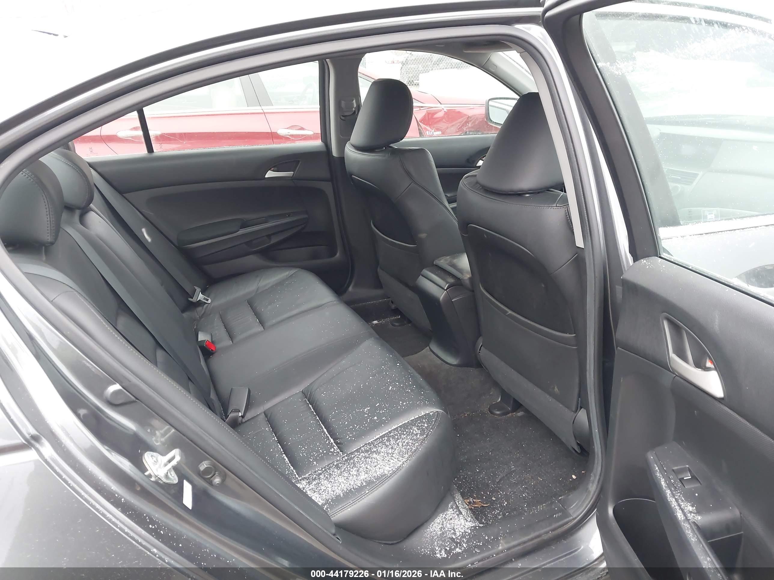 HONDA ACCORD image 8