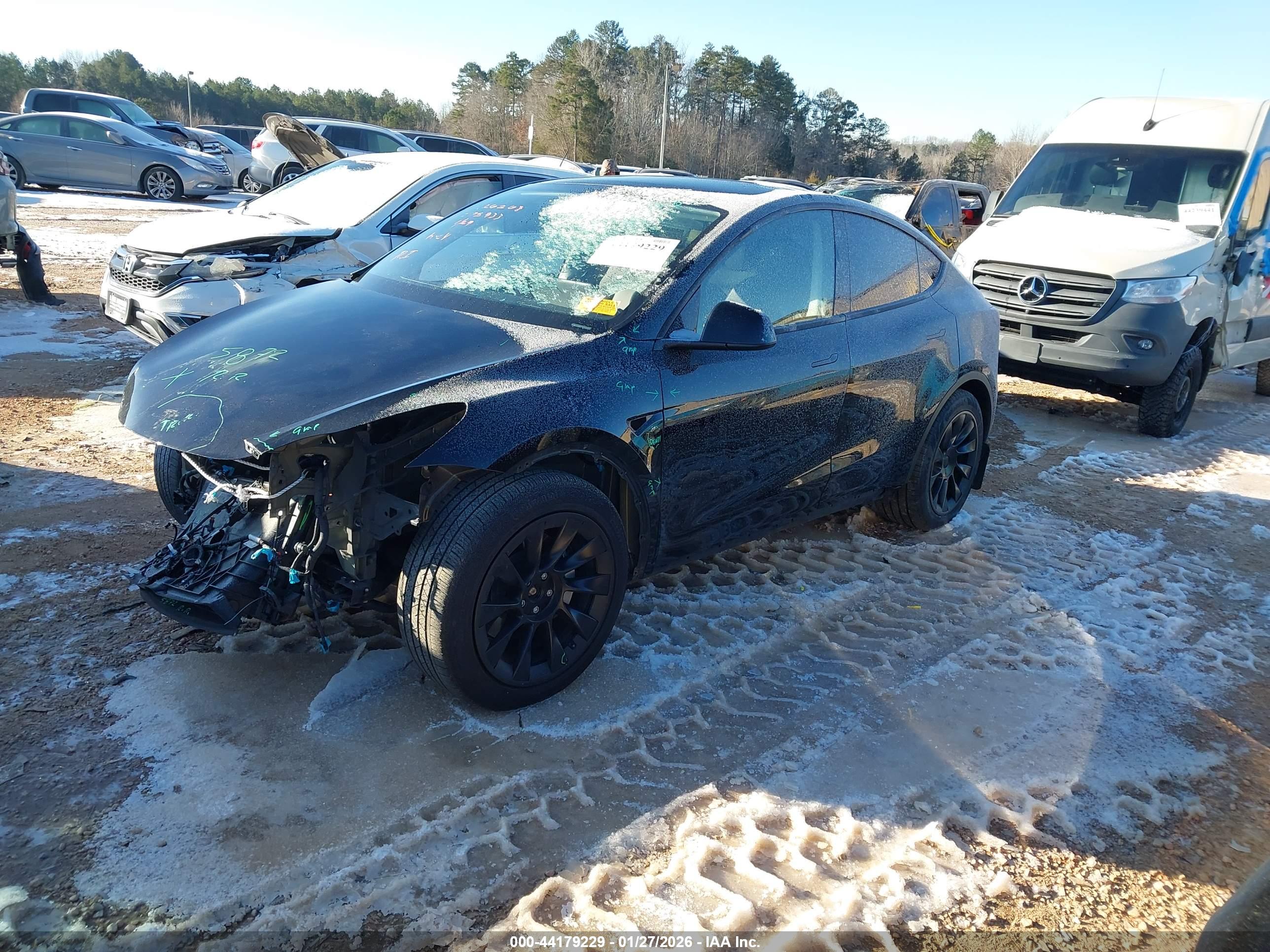 TESLA MODEL image 2