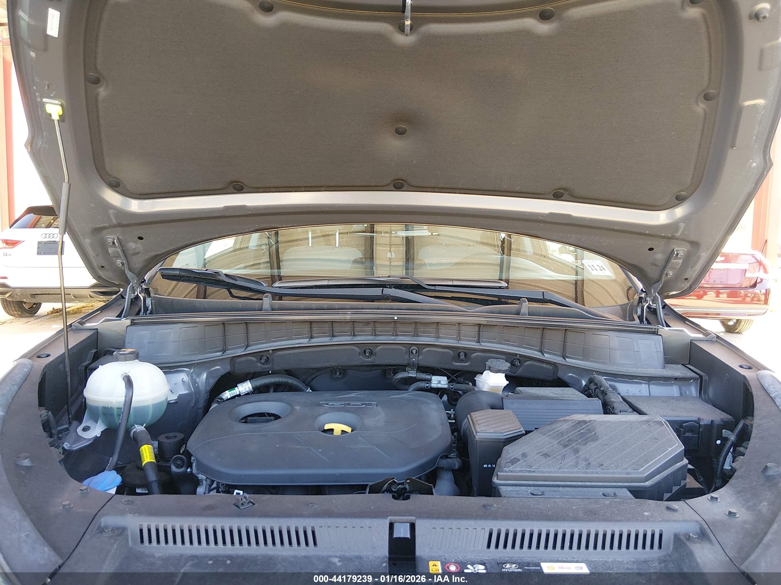 HYUNDAI TUCSON image 10