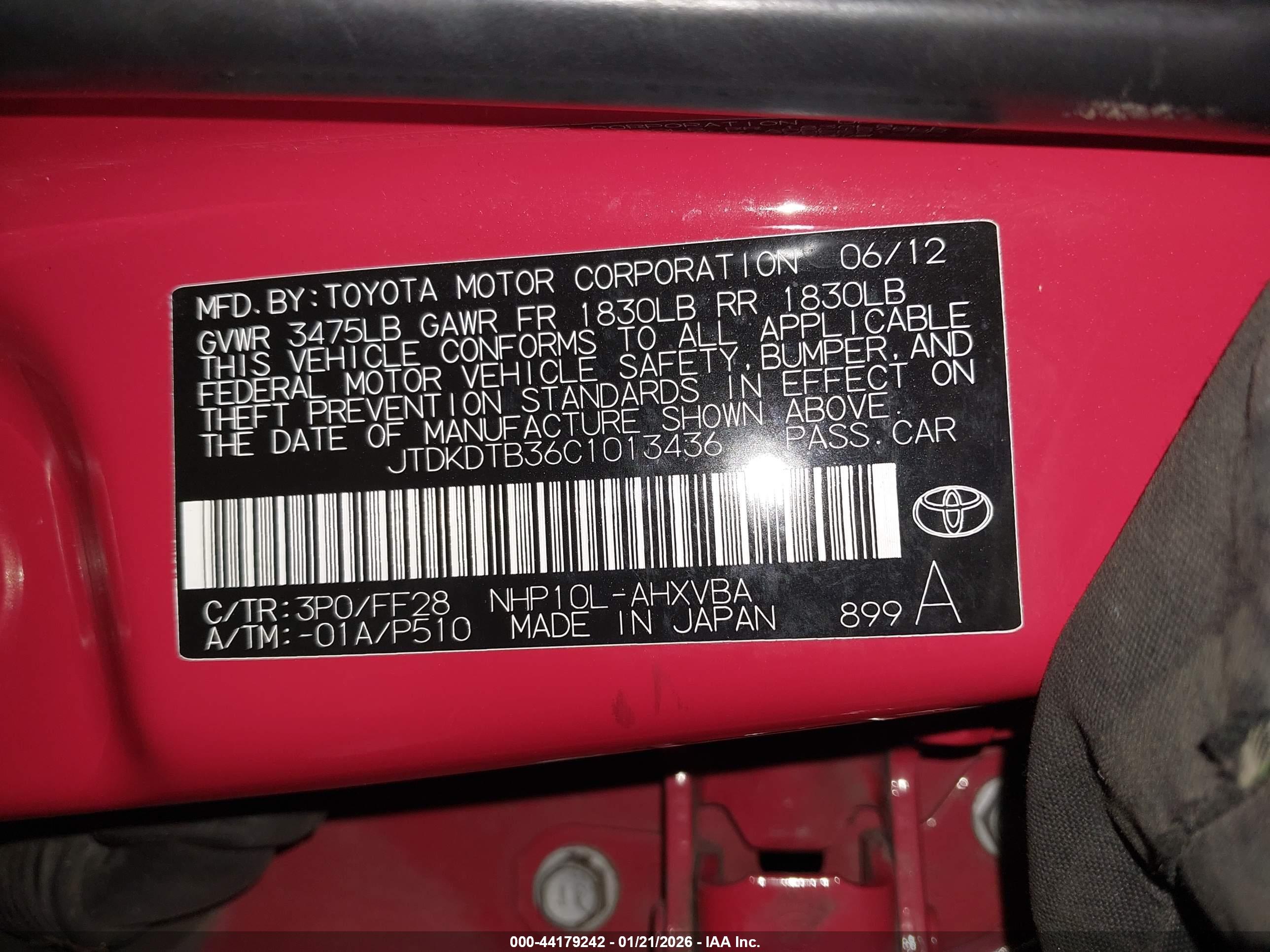 TOYOTA PRIUS image 9