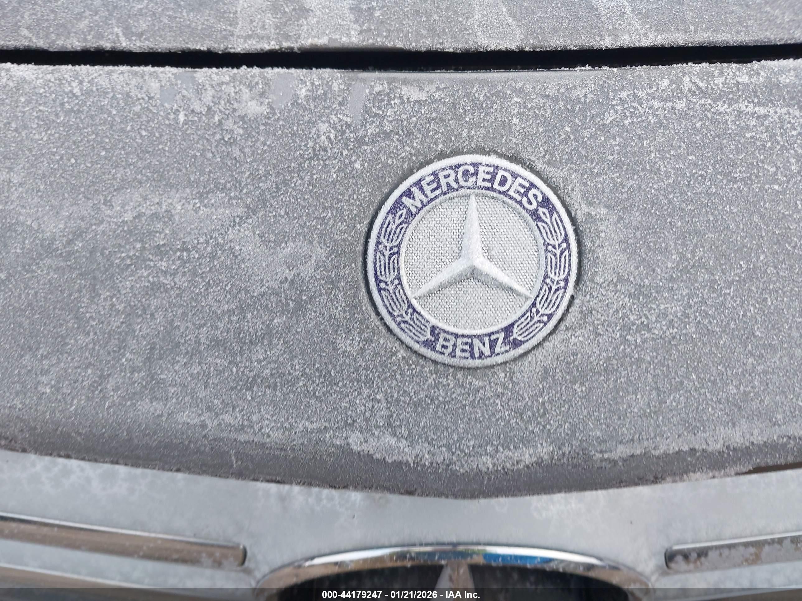 MERCEDES-BENZ GLA image 6