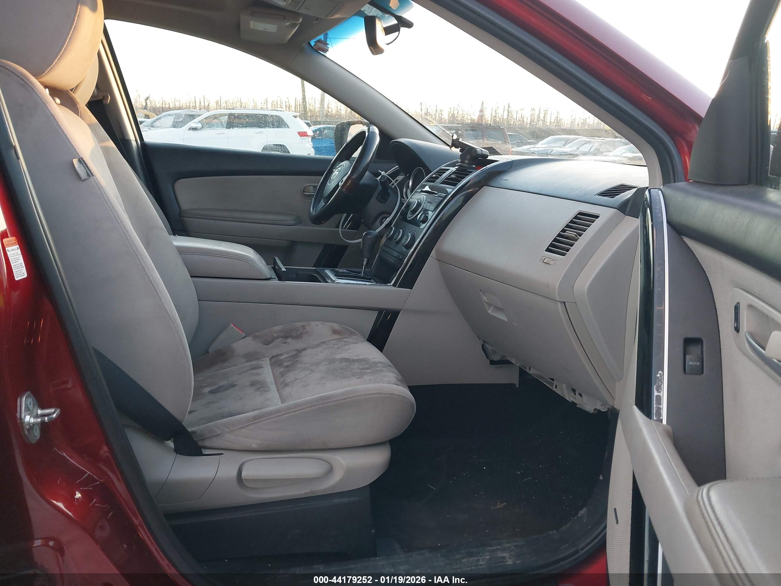 MAZDA CX-9 image 5