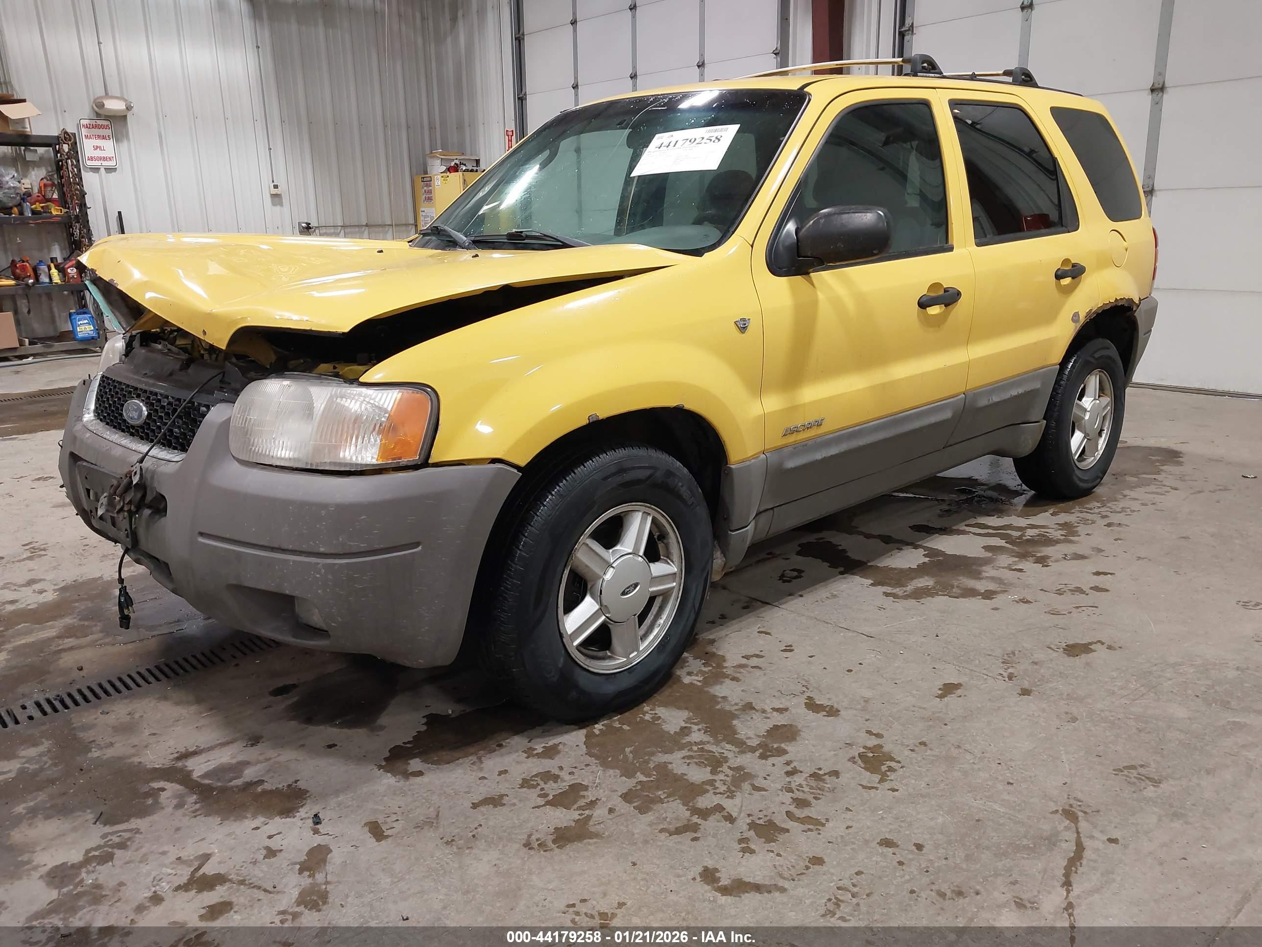 FORD ESCAPE image 2